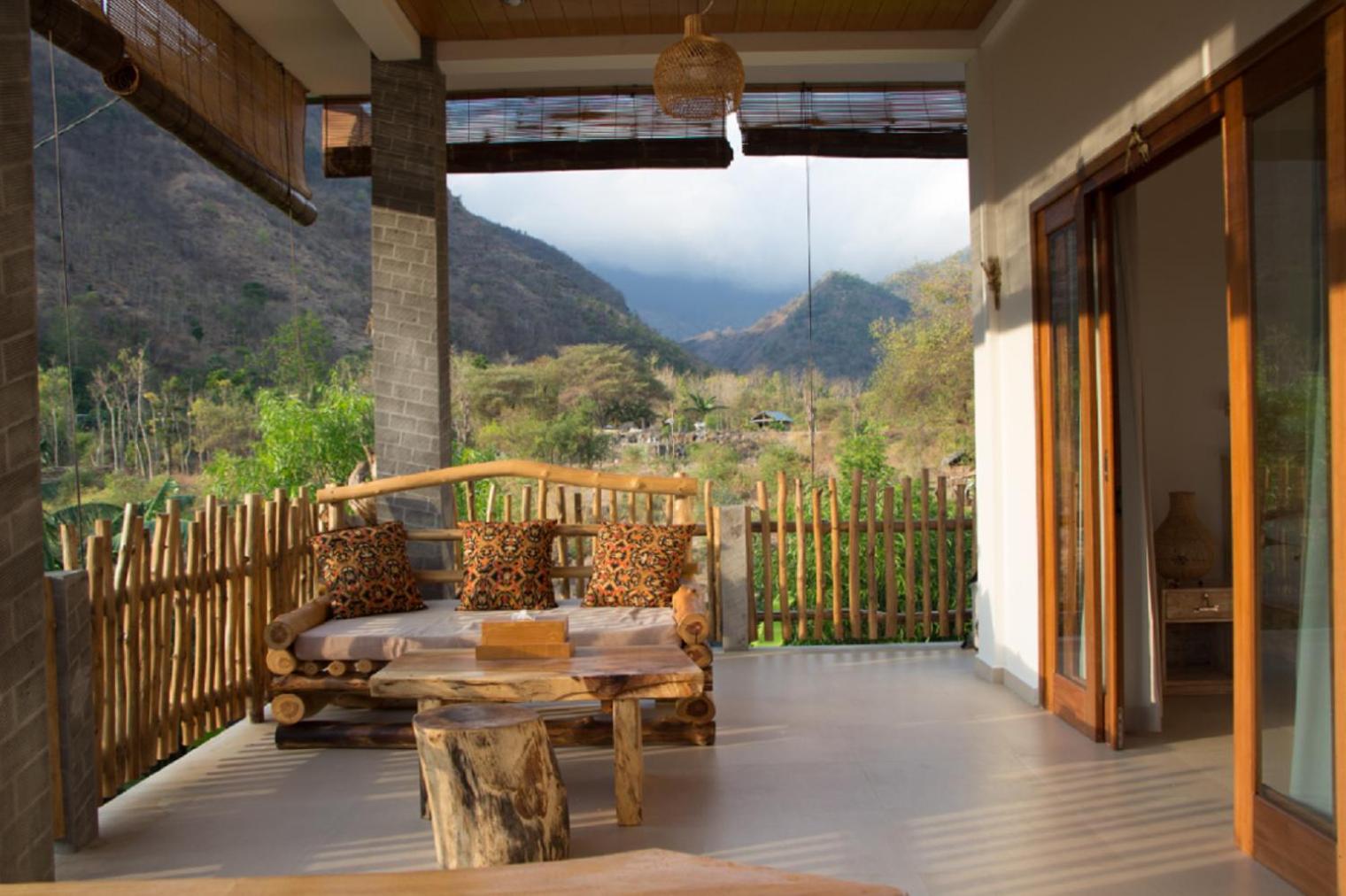 Apartment with Mountain View - Photo 17