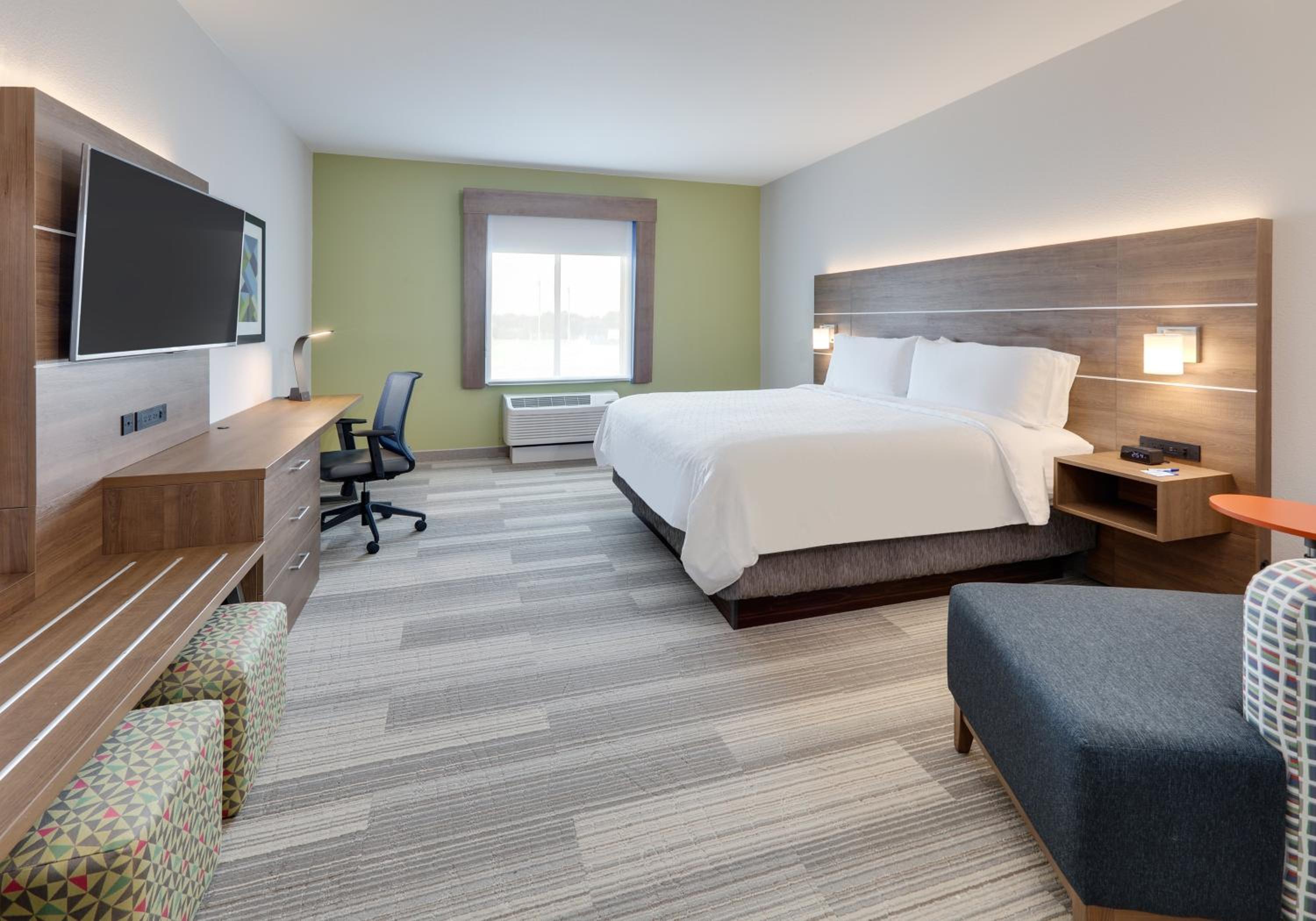 Standard King Room