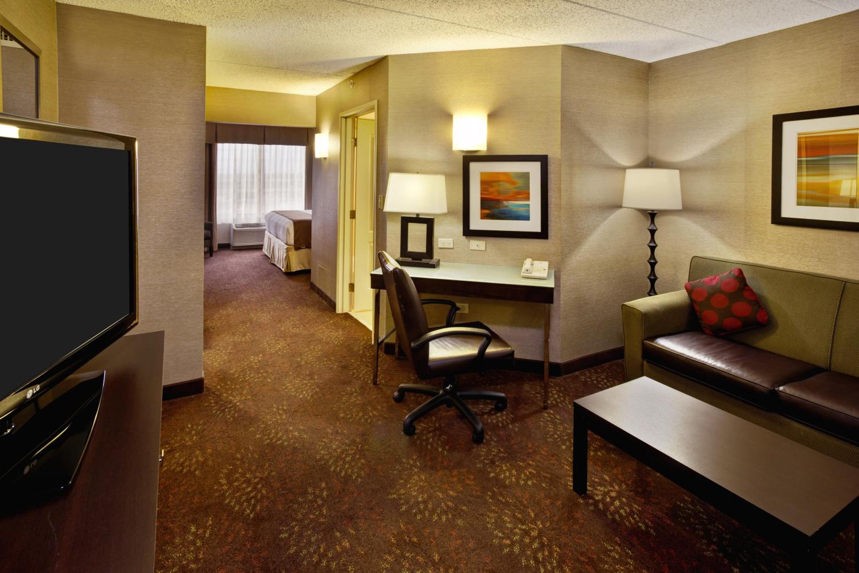 King Suite with Sofa Bed photo 2