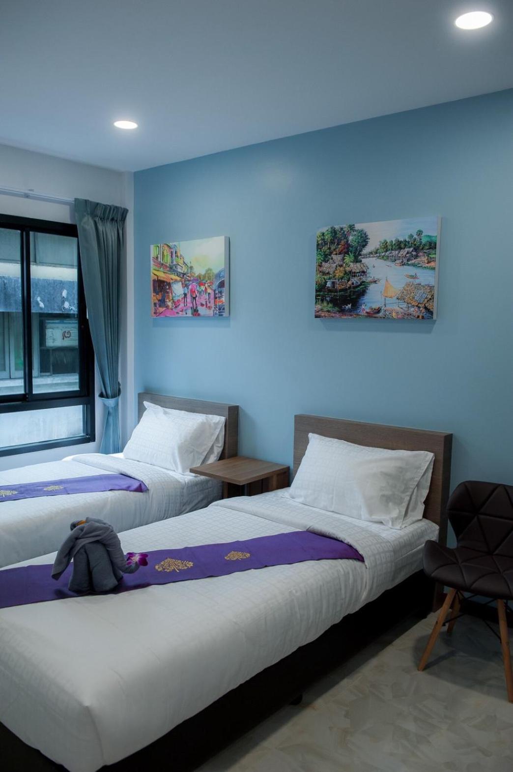 Deluxe Twin Room photo 2