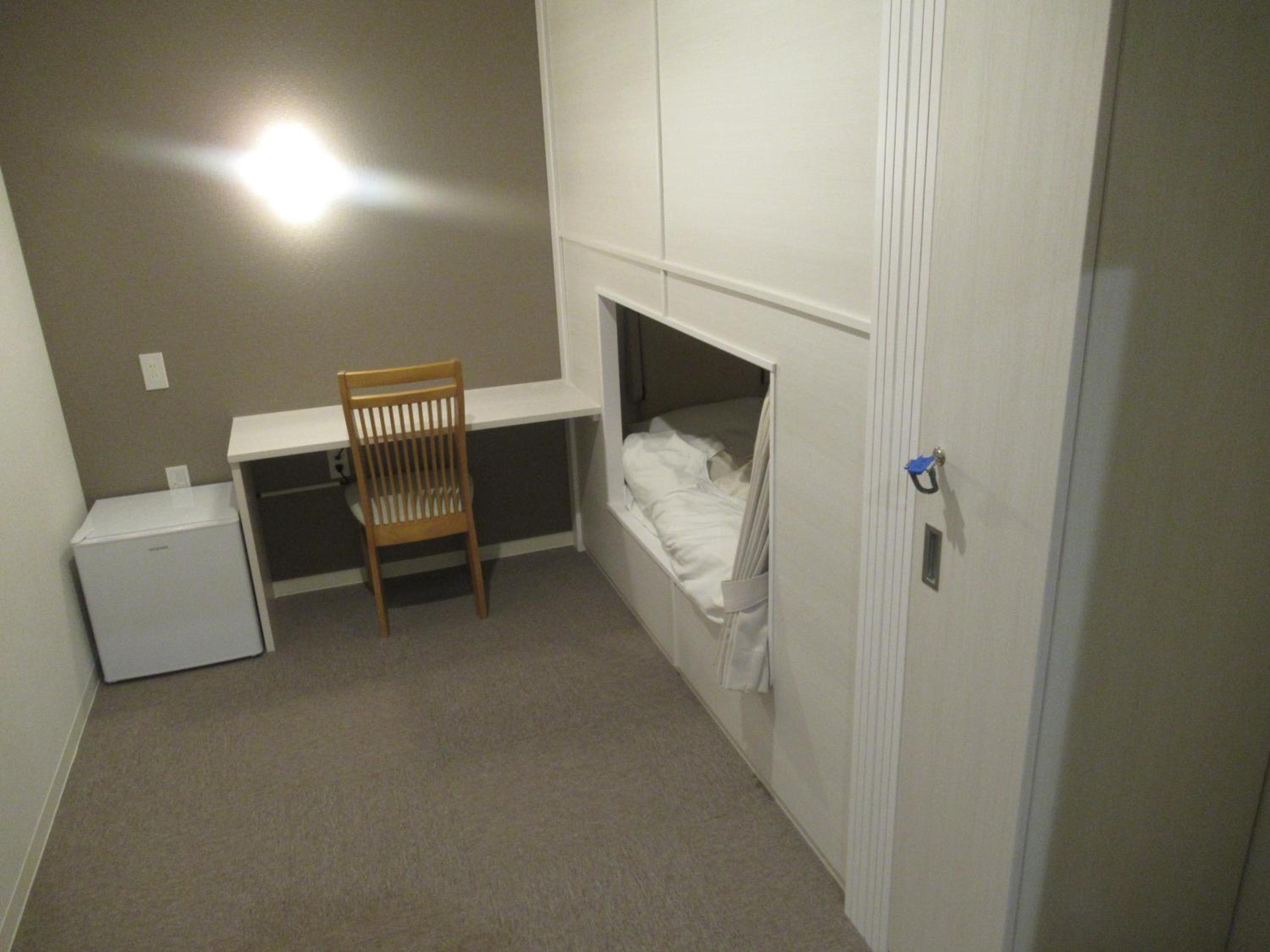 Reguler Cabin Capsule Room for Male Only - Non-Smoking photo 2