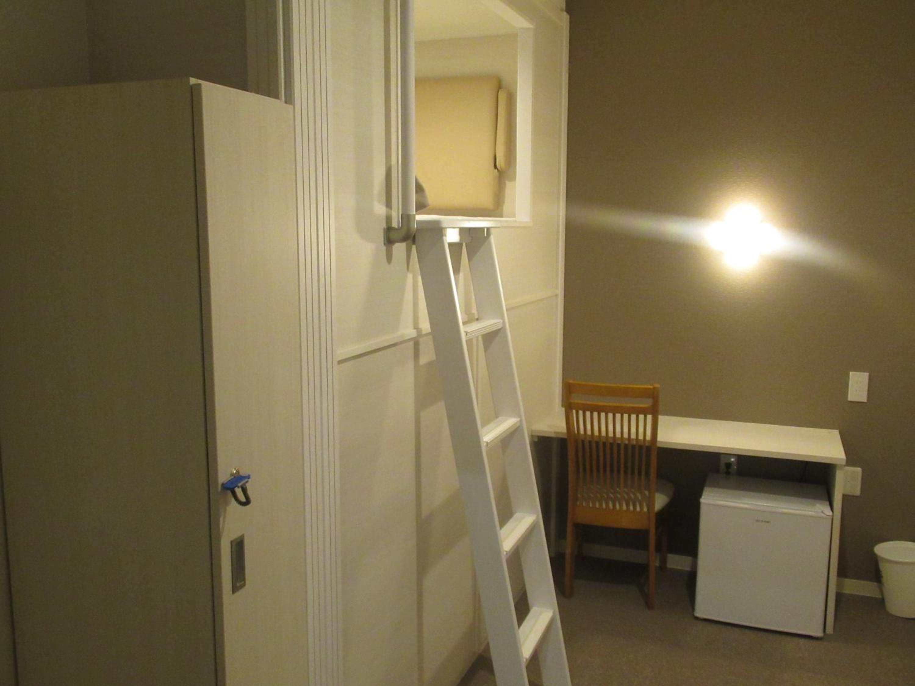 Compact Cabin Capsule Room for Male Only - Non-Smoking photo 2