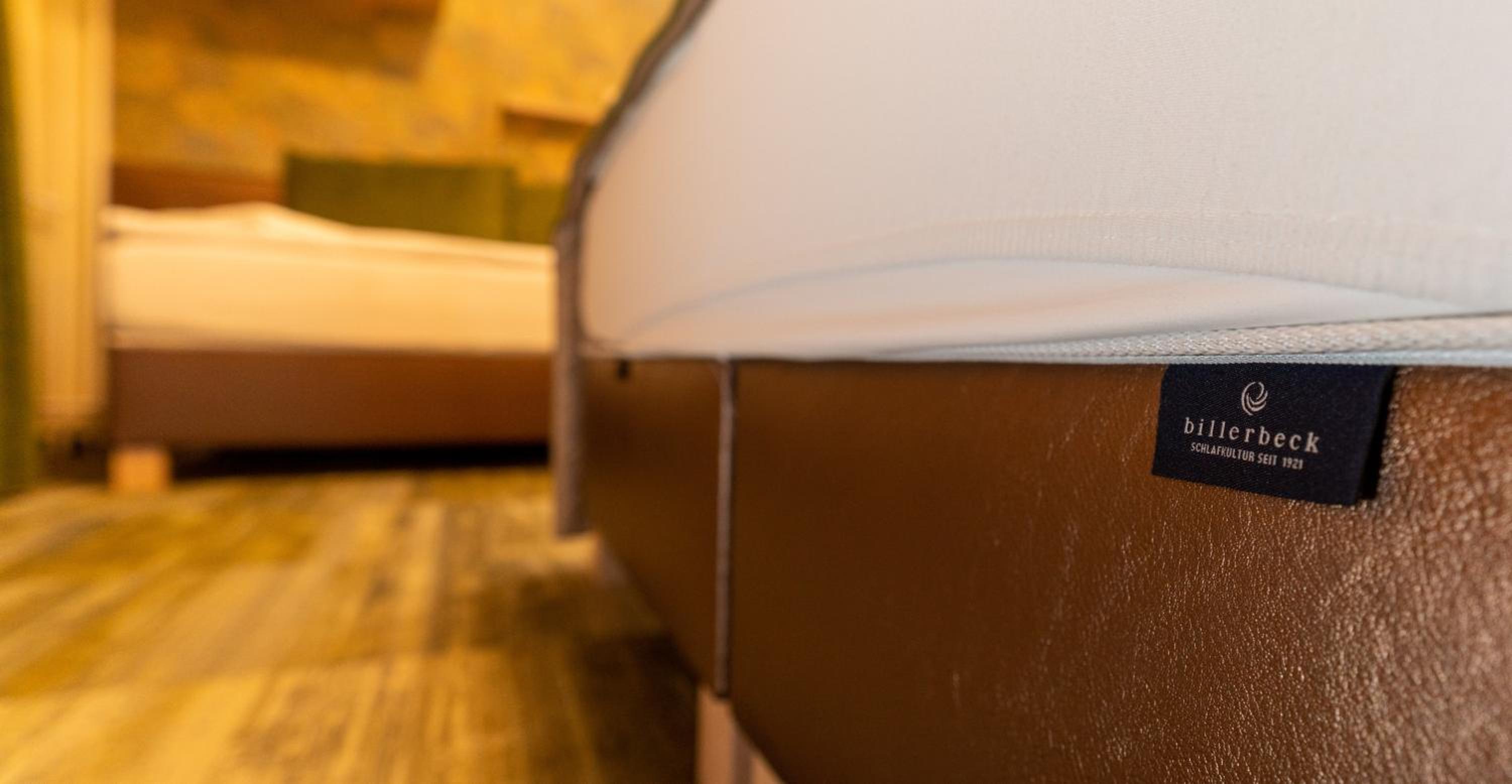 Double Room - Photo 5