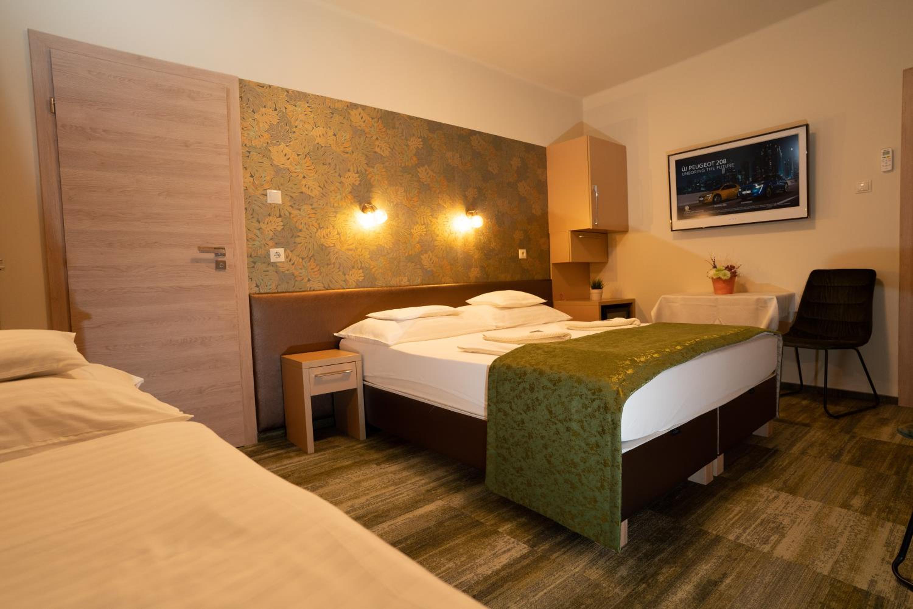 Triple Room - Photo 1