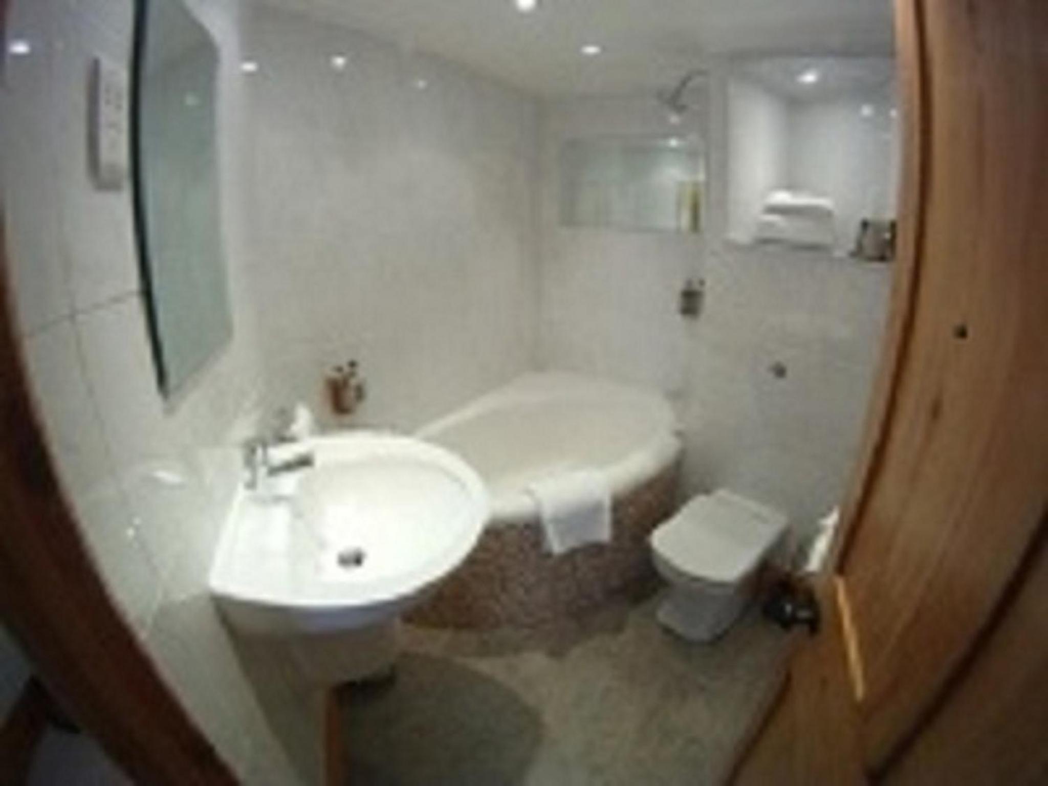 Standard Double Room - Photo 2