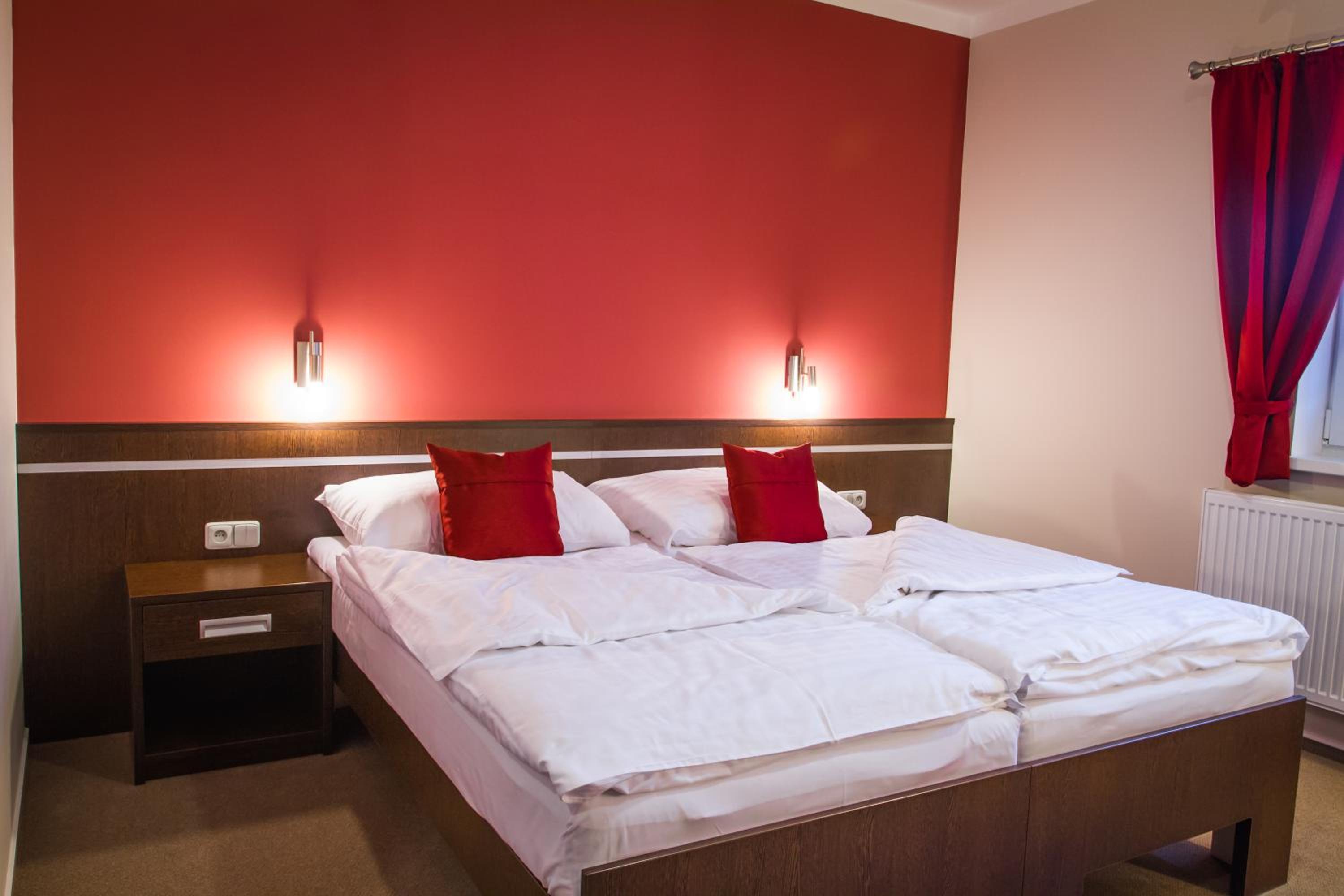 Double or Twin Room photo 3