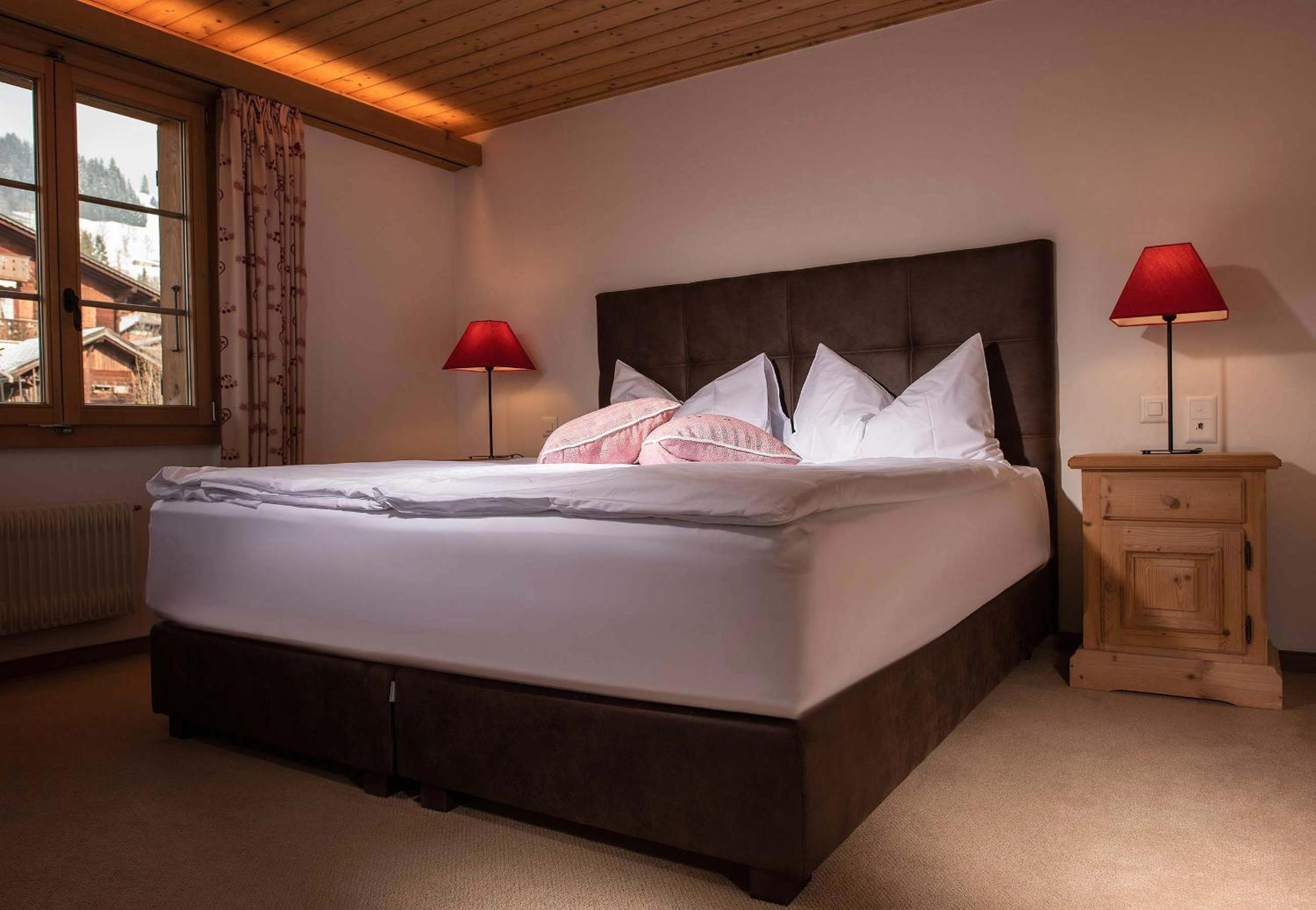 Standard Double Room - Photo 9