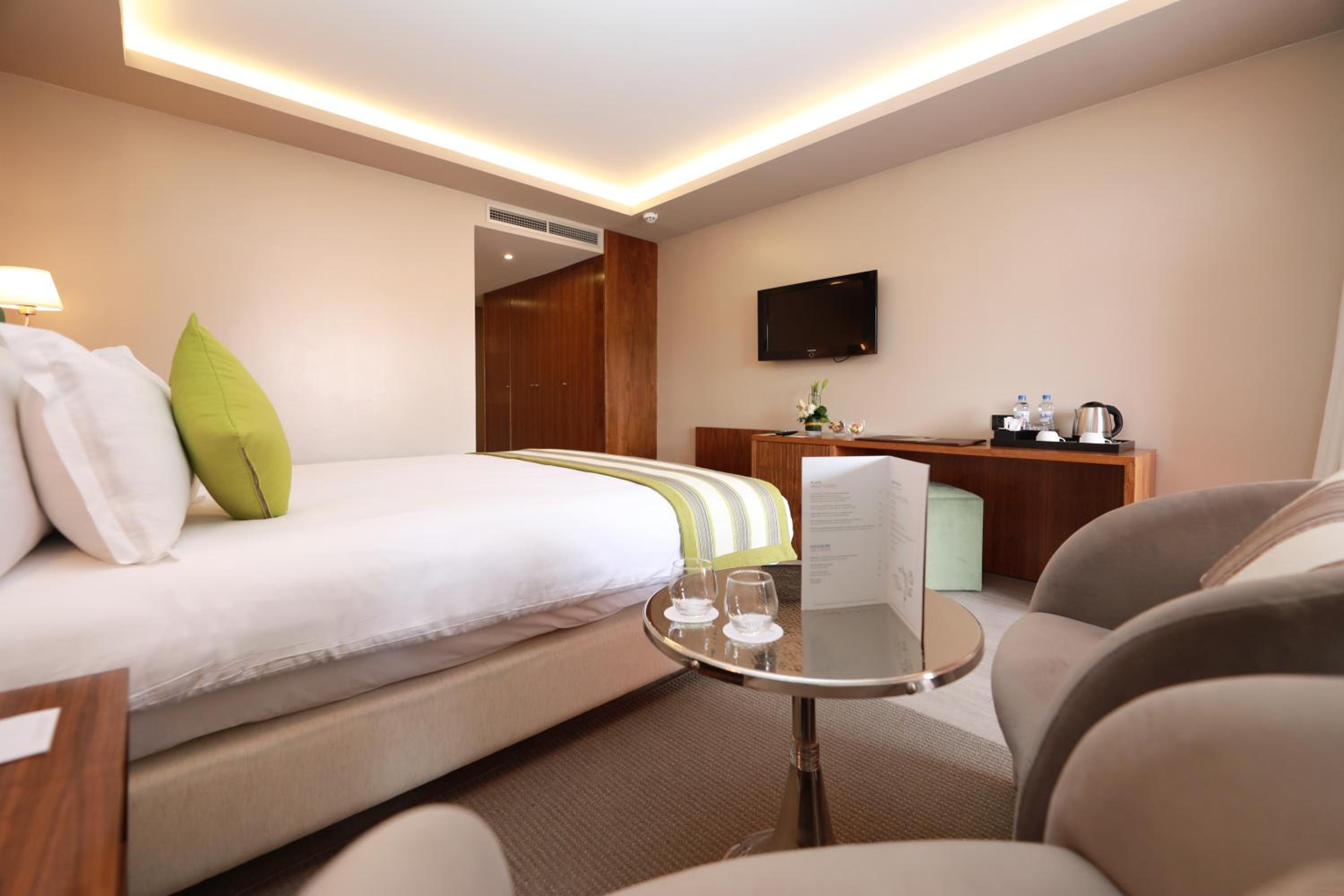 Deluxe Single Room With Pool View