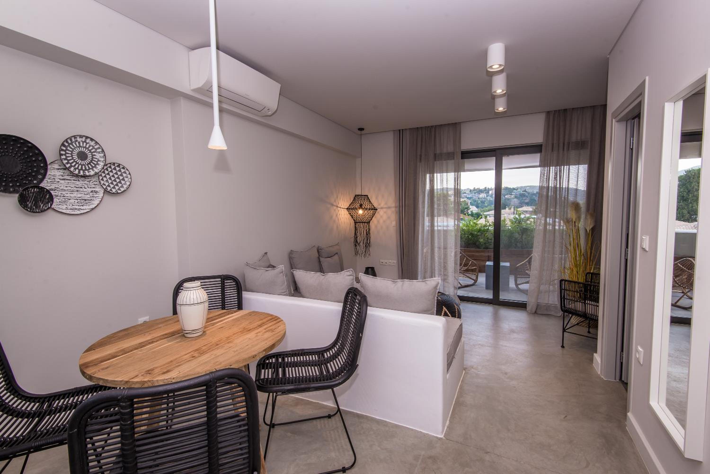 Premium Suite with Sea View - Photo 1