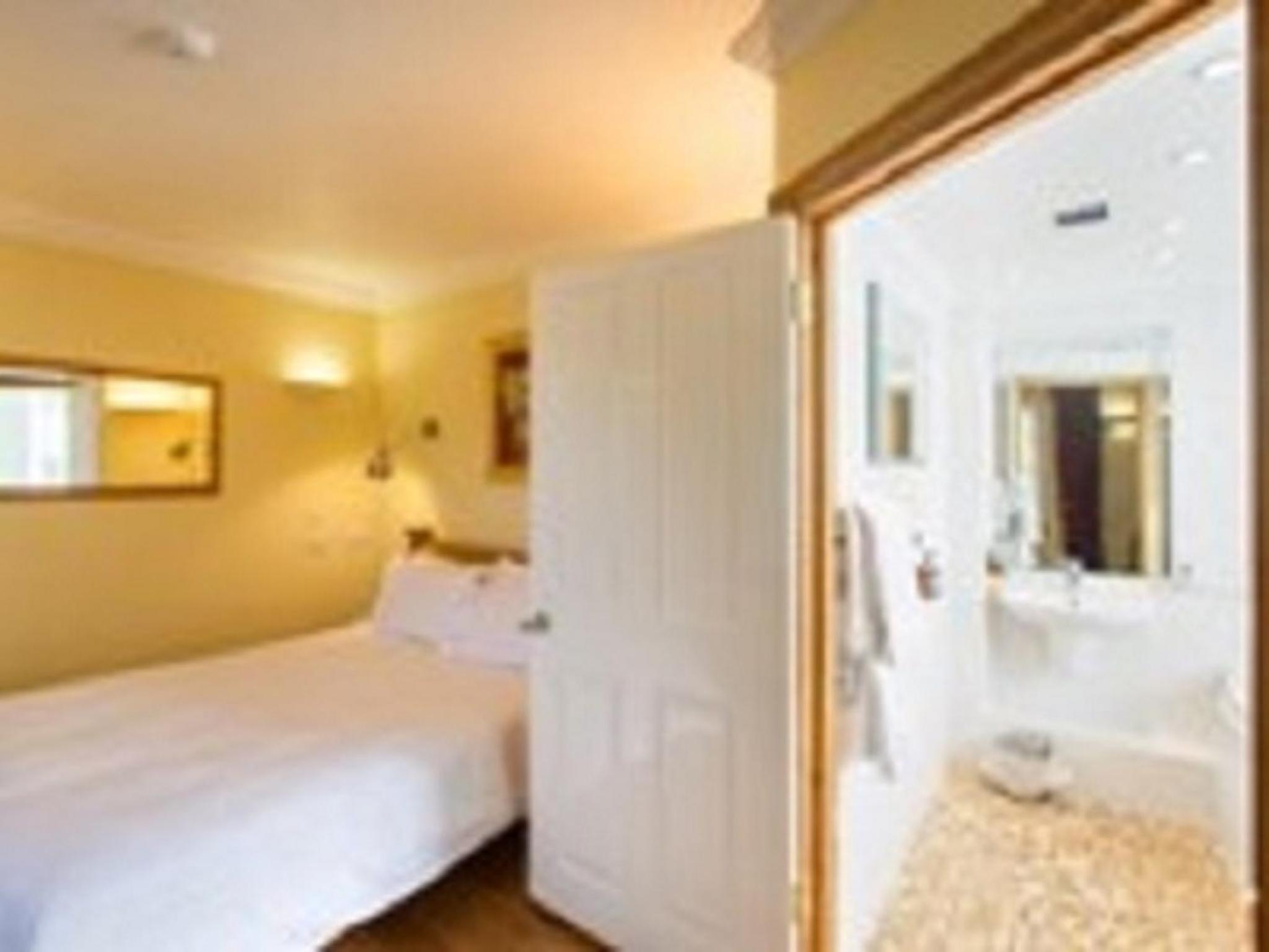 Superior King Room - Ground Floor - Photo 3