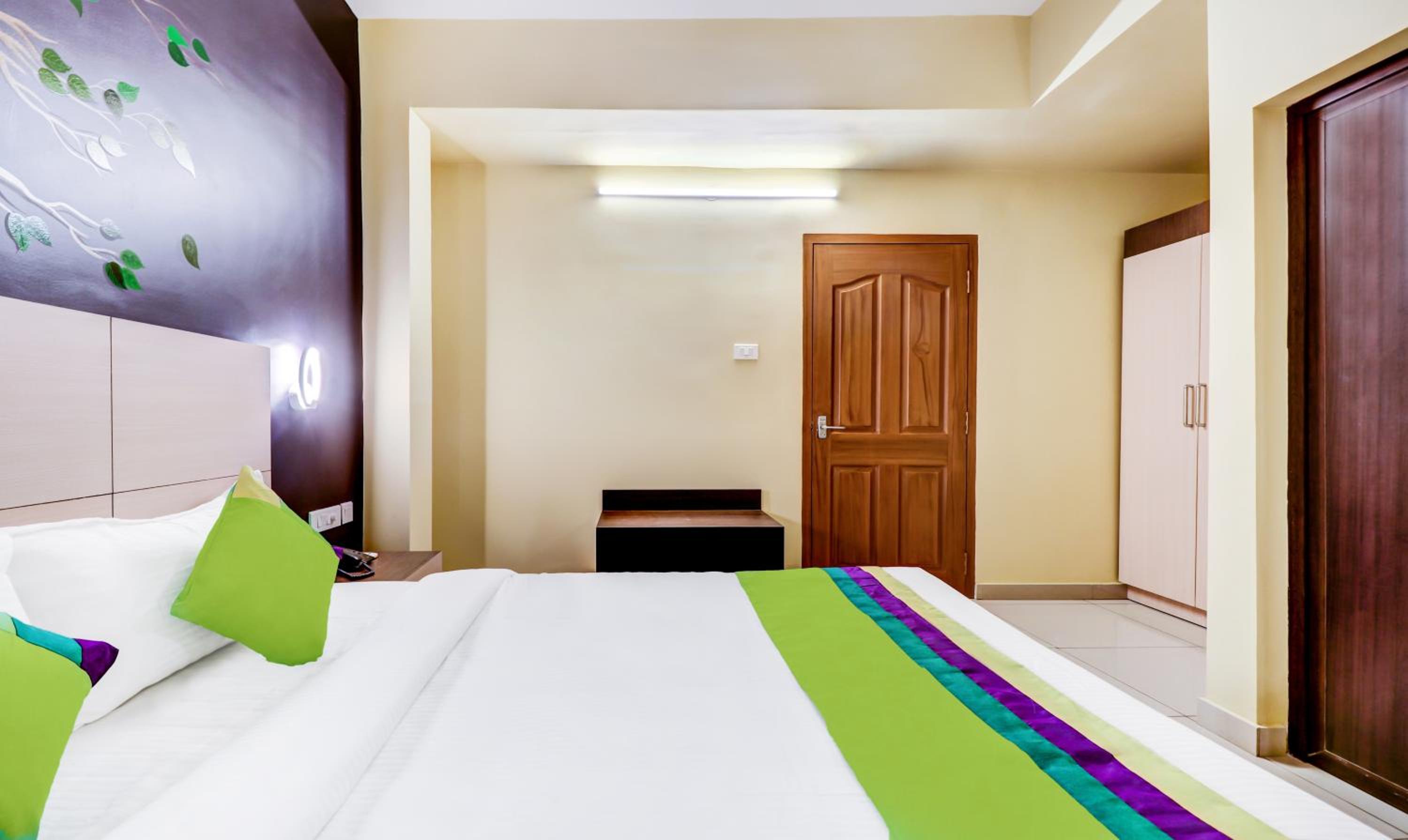 Deluxe Double Room photo 2