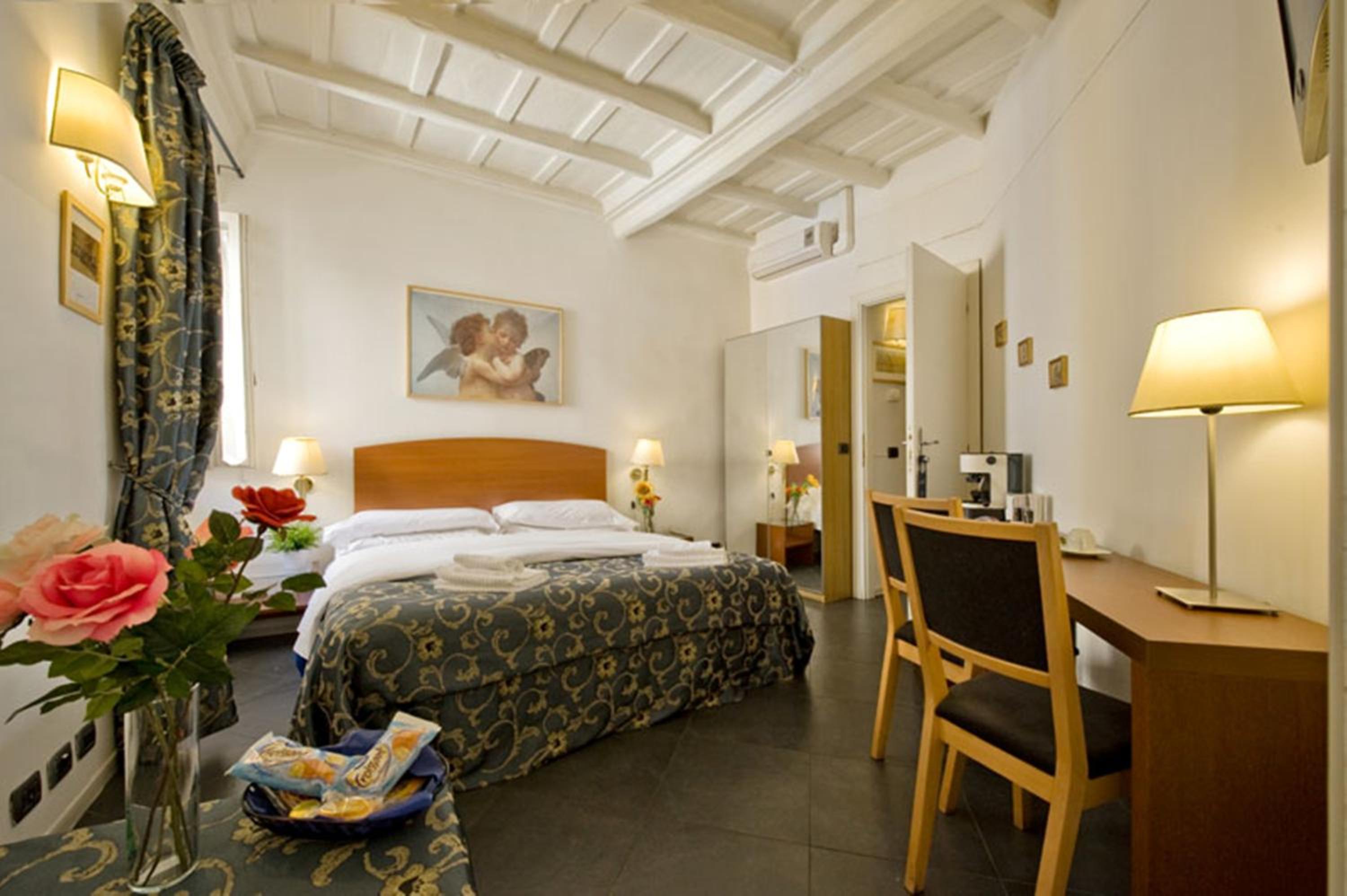 Double or Twin Room photo 1