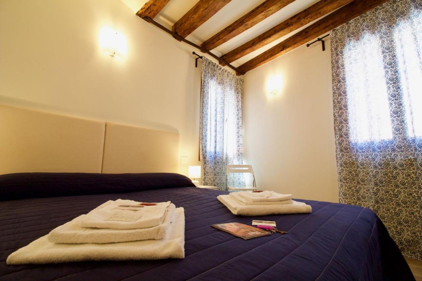 Double or Twin Room with Extra Bed photo 1