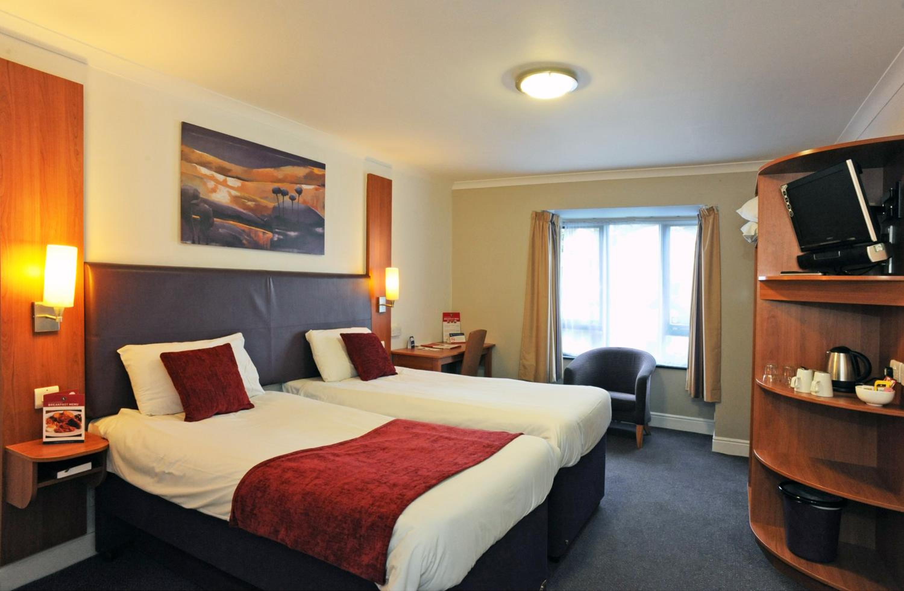 Twin Room - Photo 1