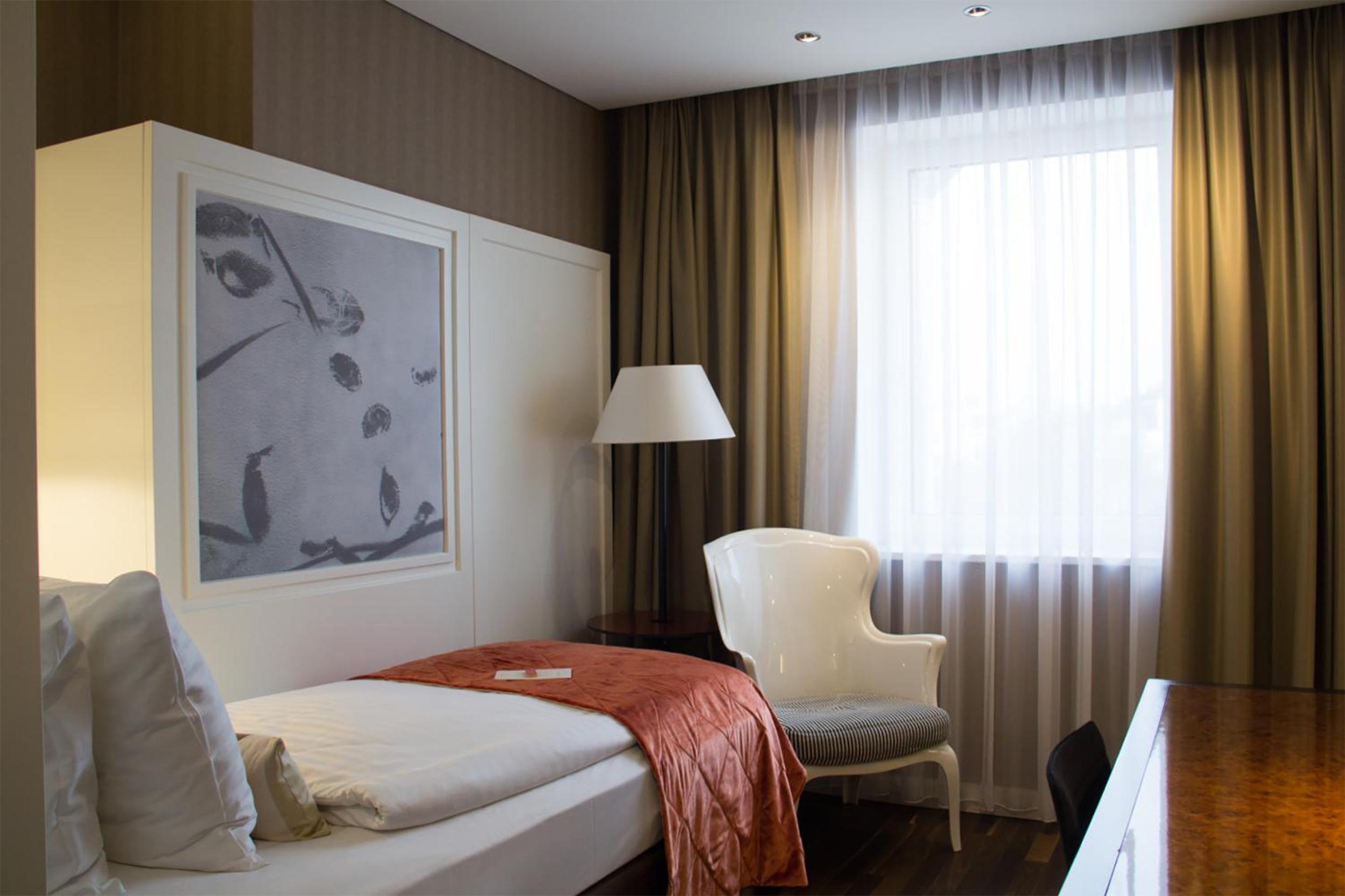 Business Room
