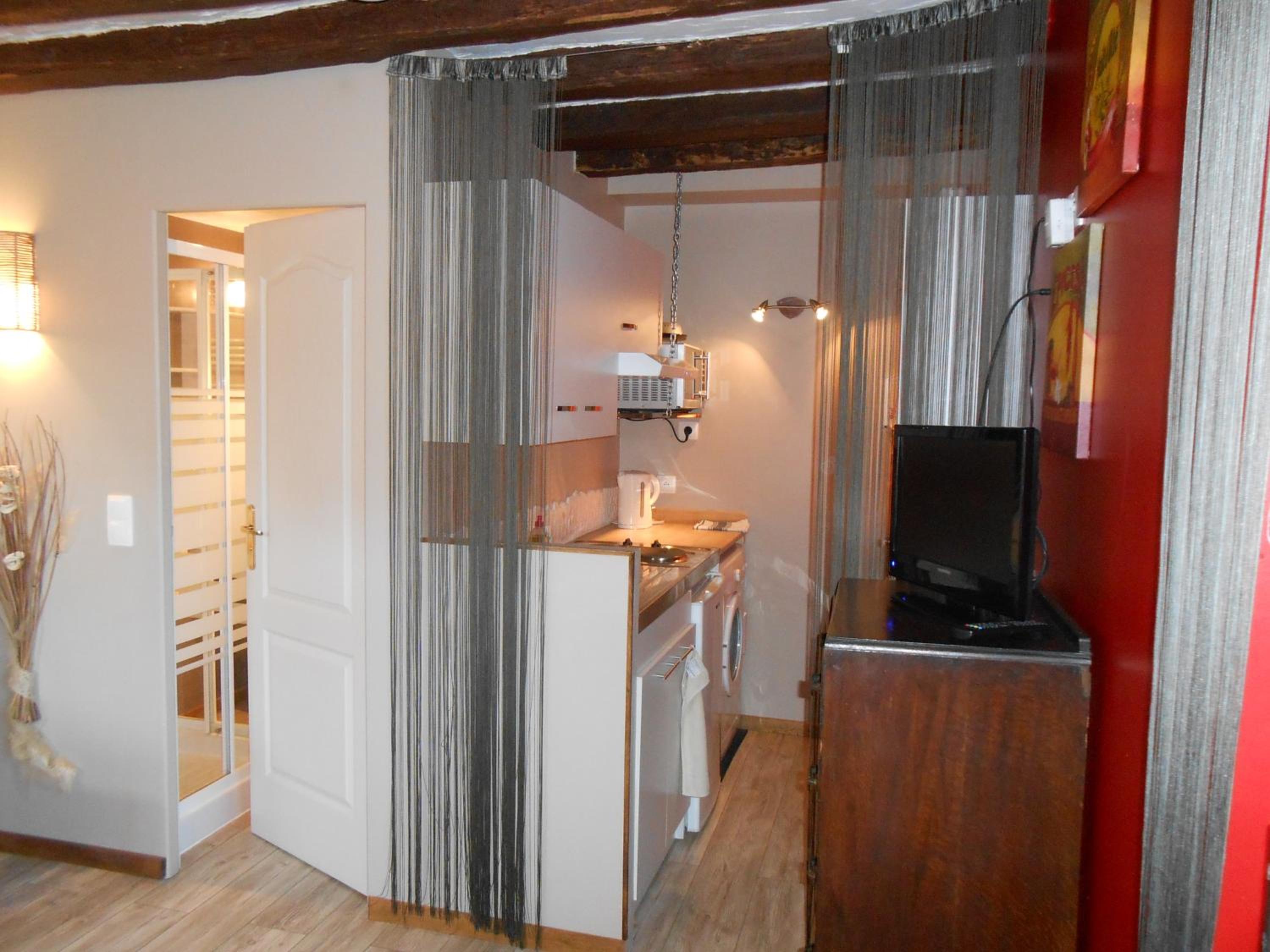 Studio with Private Terrace 2 Pax photo 3