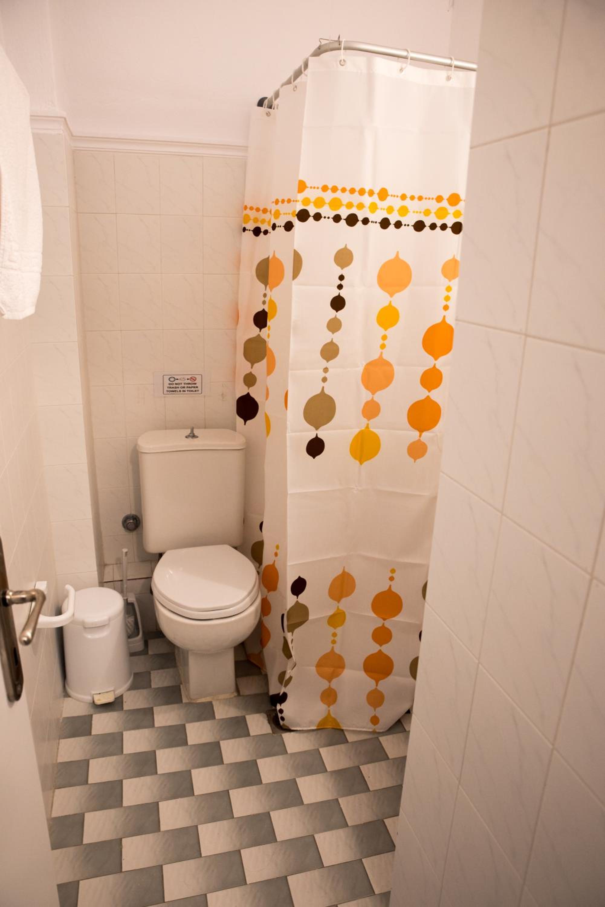 Standard Double or Twin Room - Photo 25