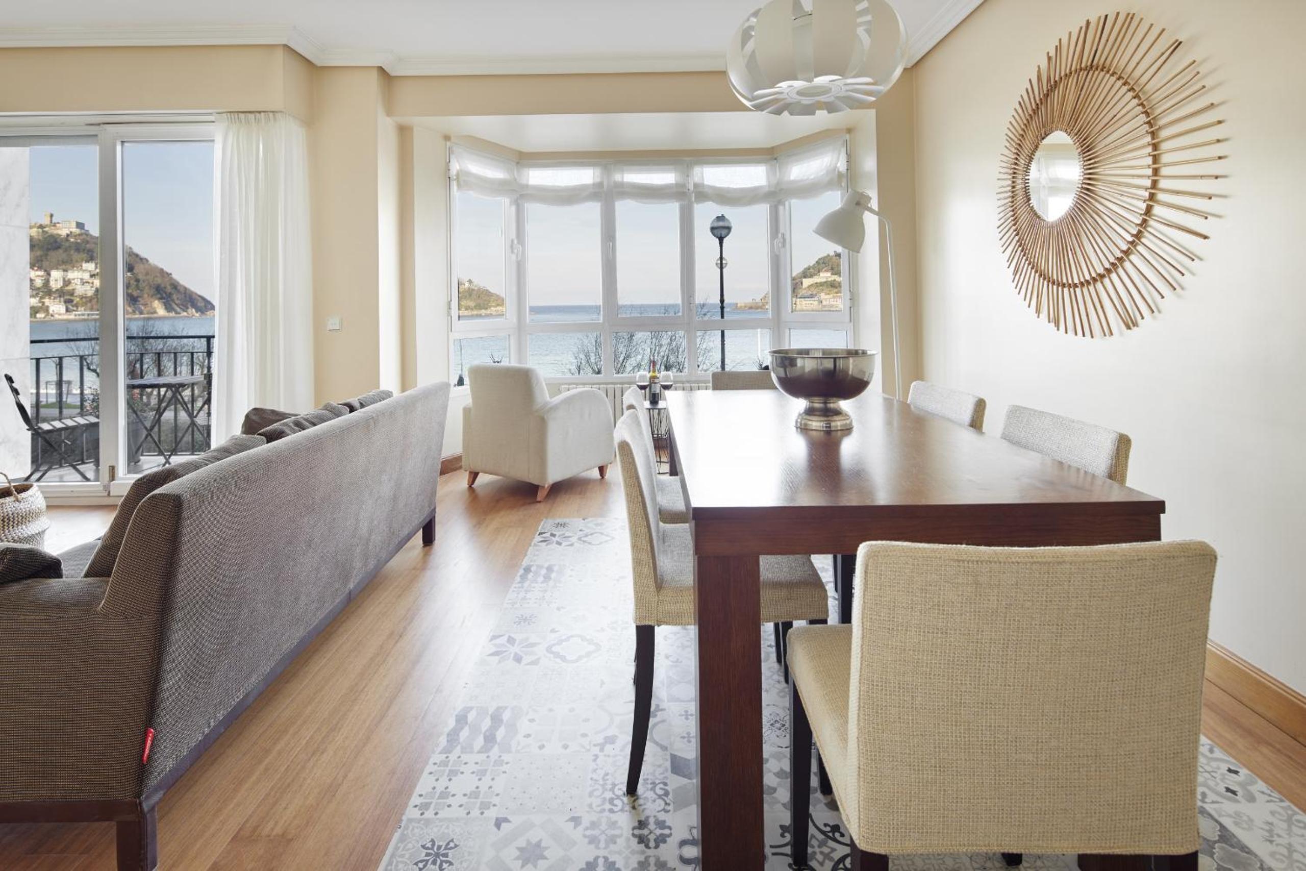 Apartamento con vista al mar