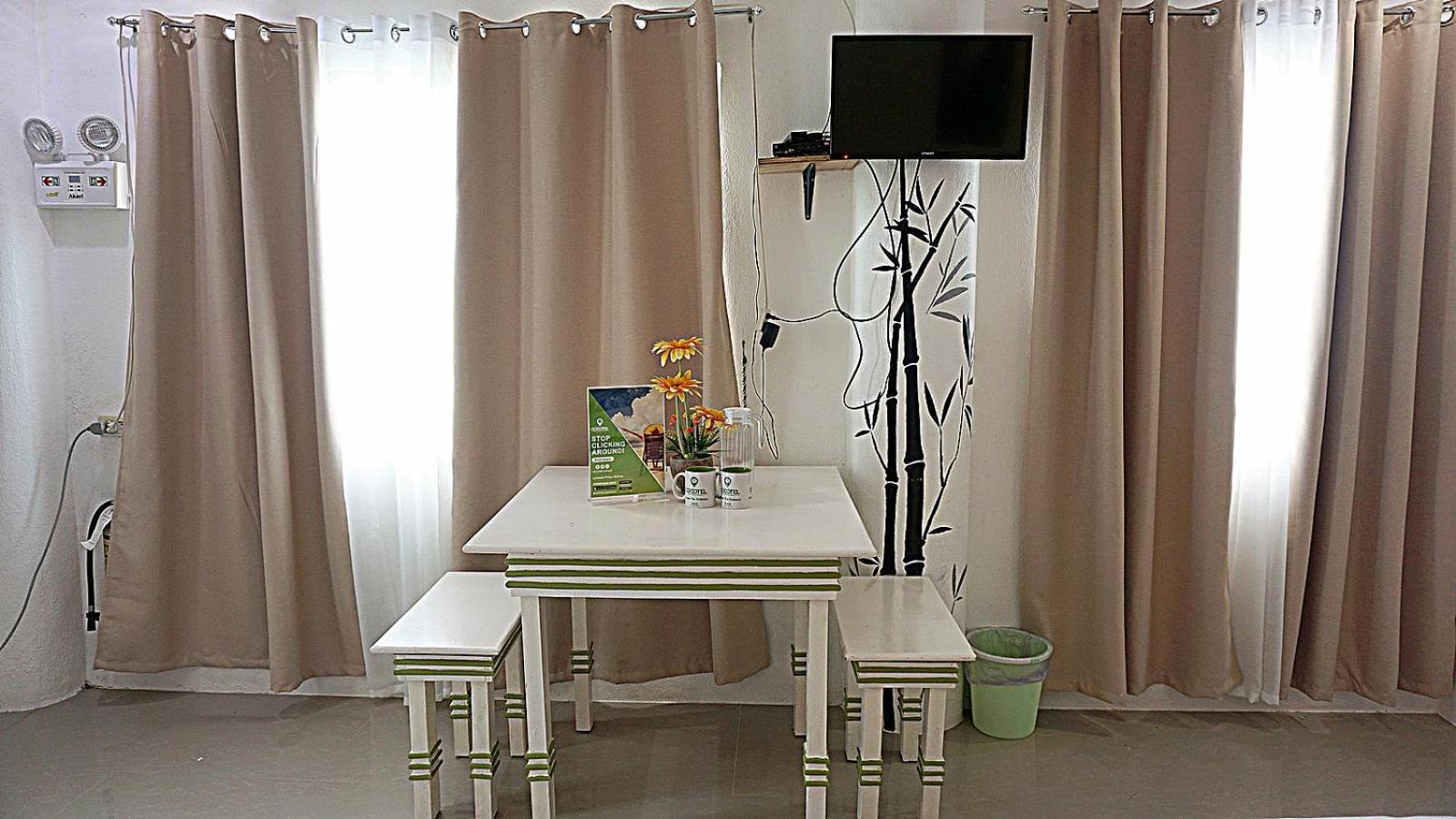 Deluxe Quadruple Room - Photo 2
