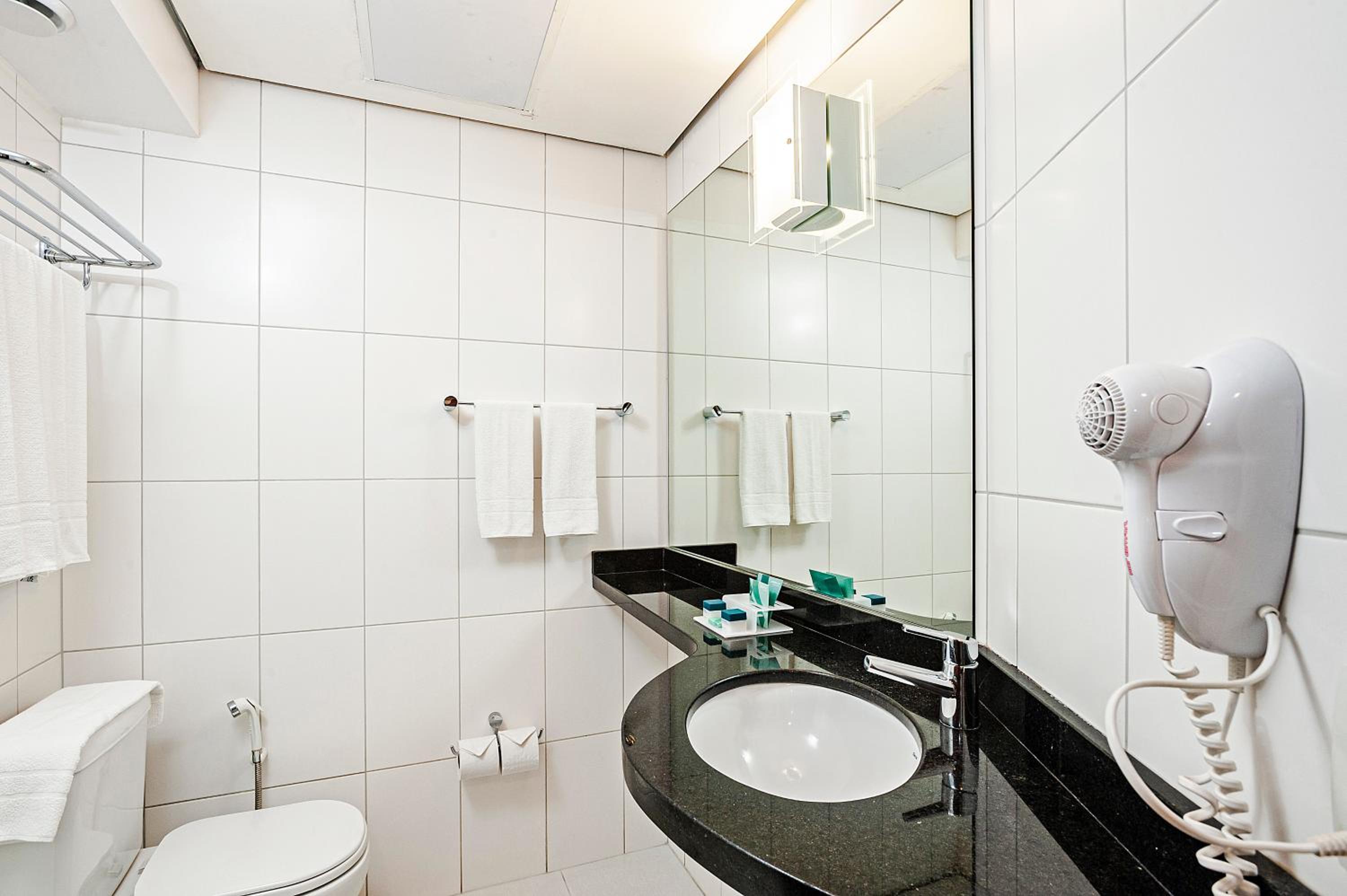 Double Room - Photo 6