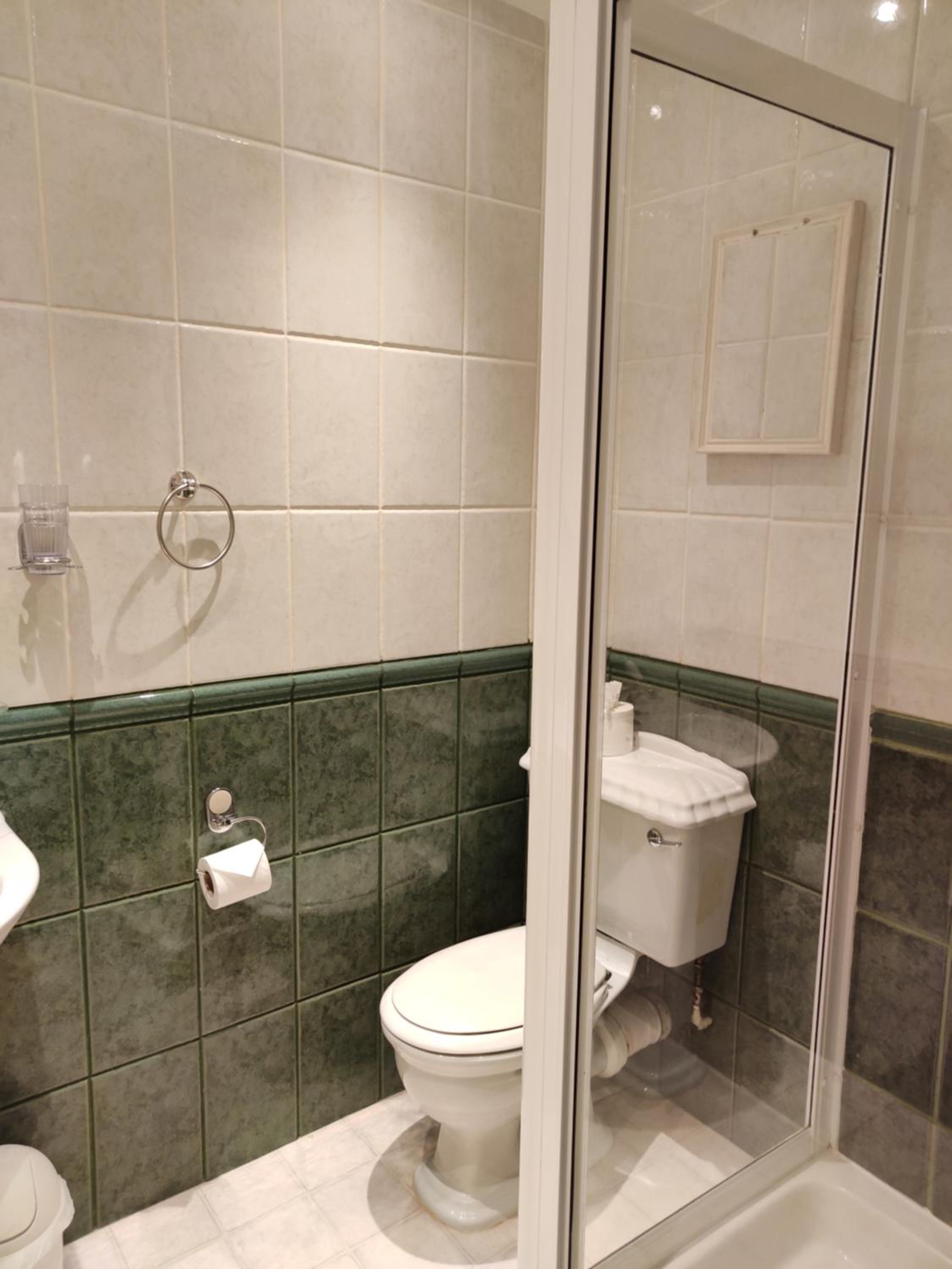 Standard Quadruple Room - Photo 3