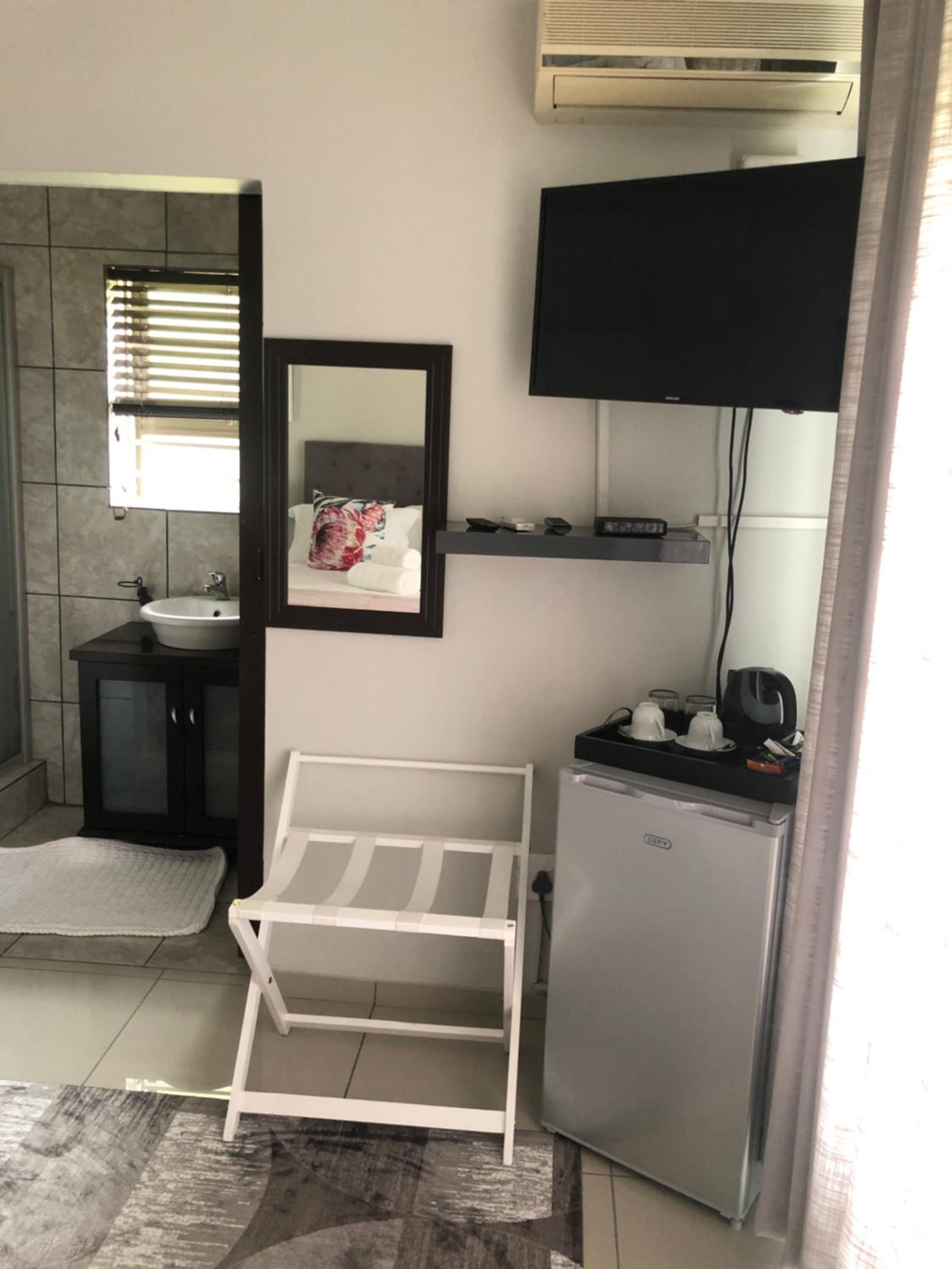 Deluxe Double Room photo 2