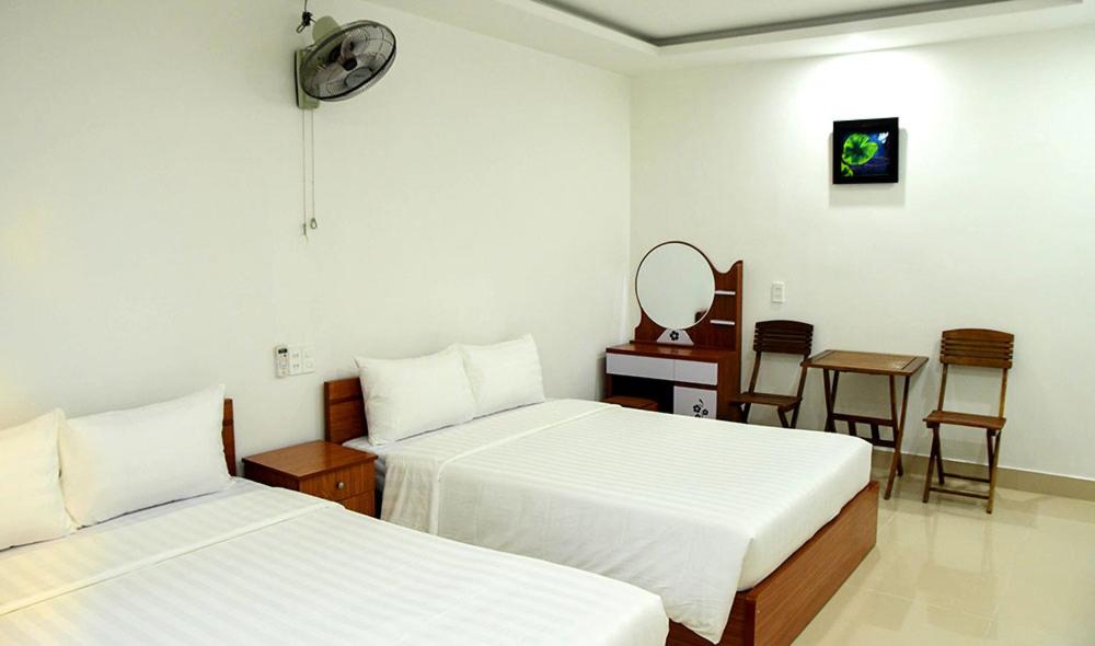 Triple Room with Garden View - Photo 1