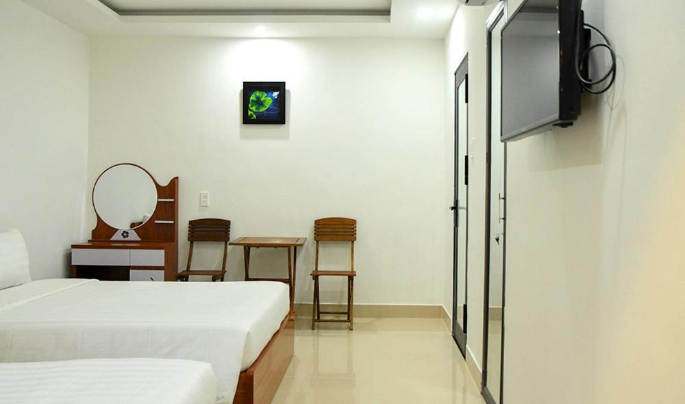 Triple Room with Garden View - Photo 8