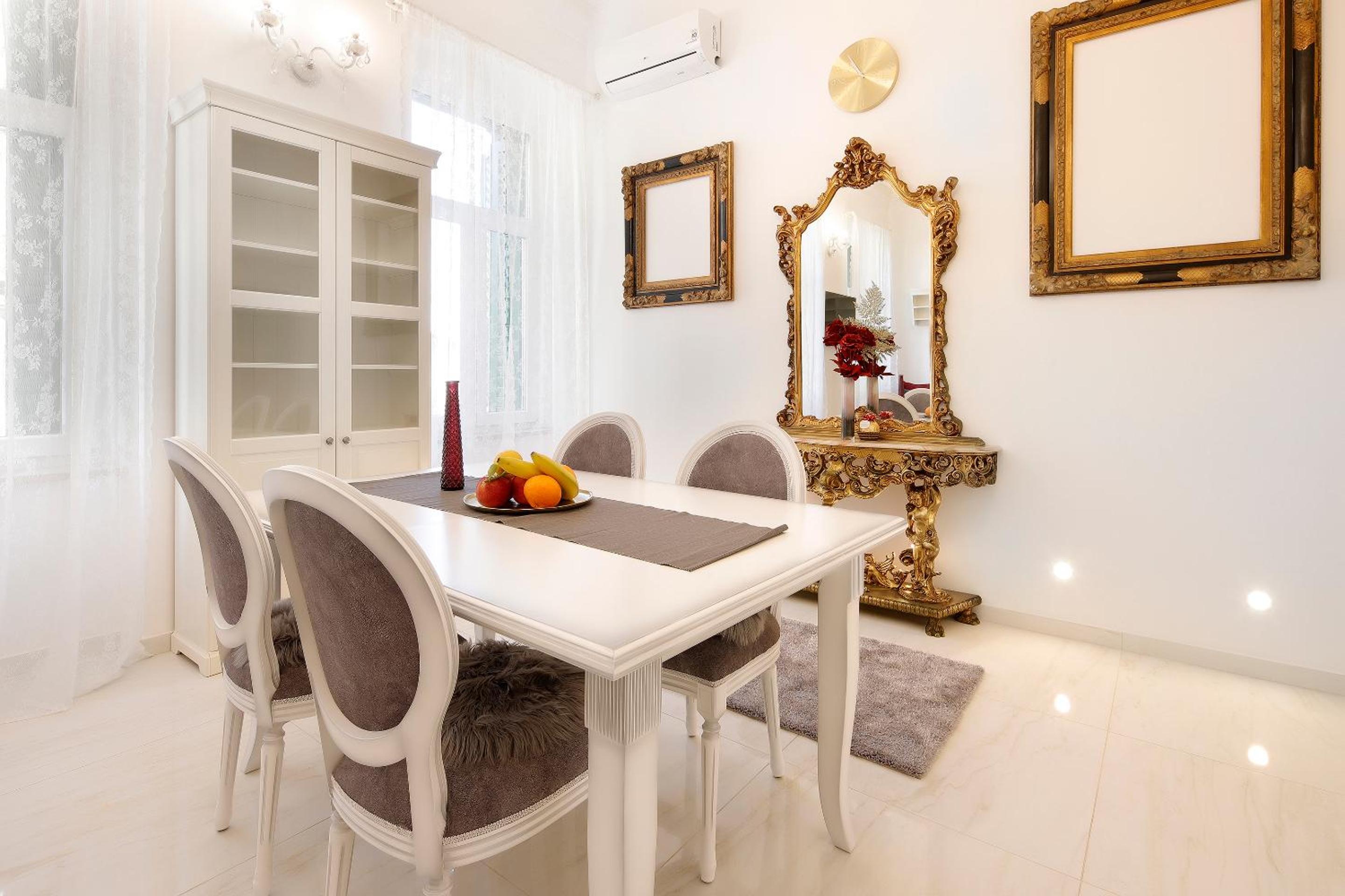Apartment - Photo 43