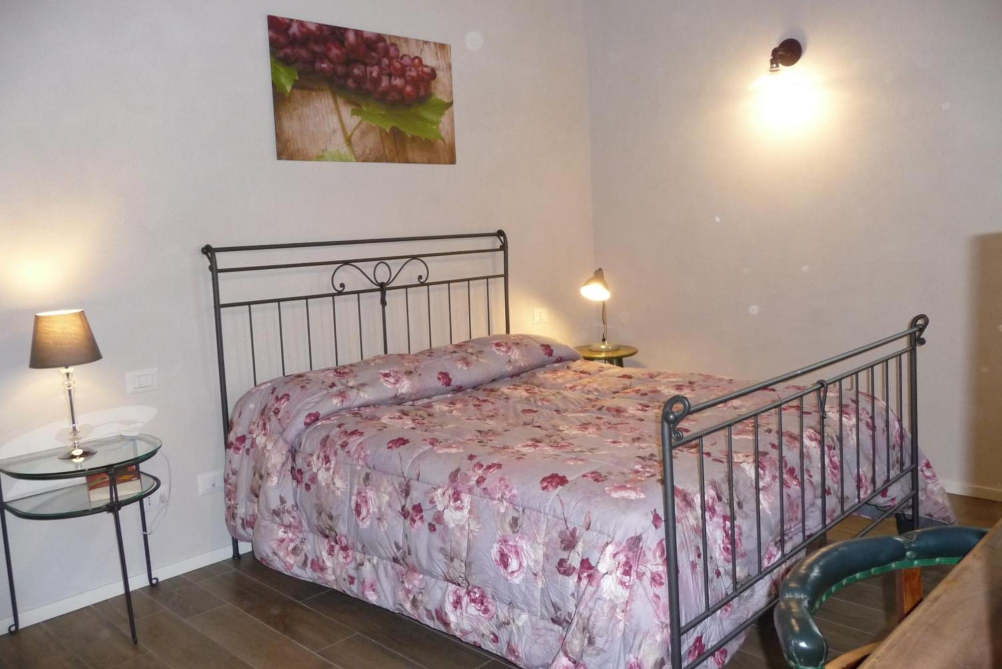 Deluxe King Room photo 1