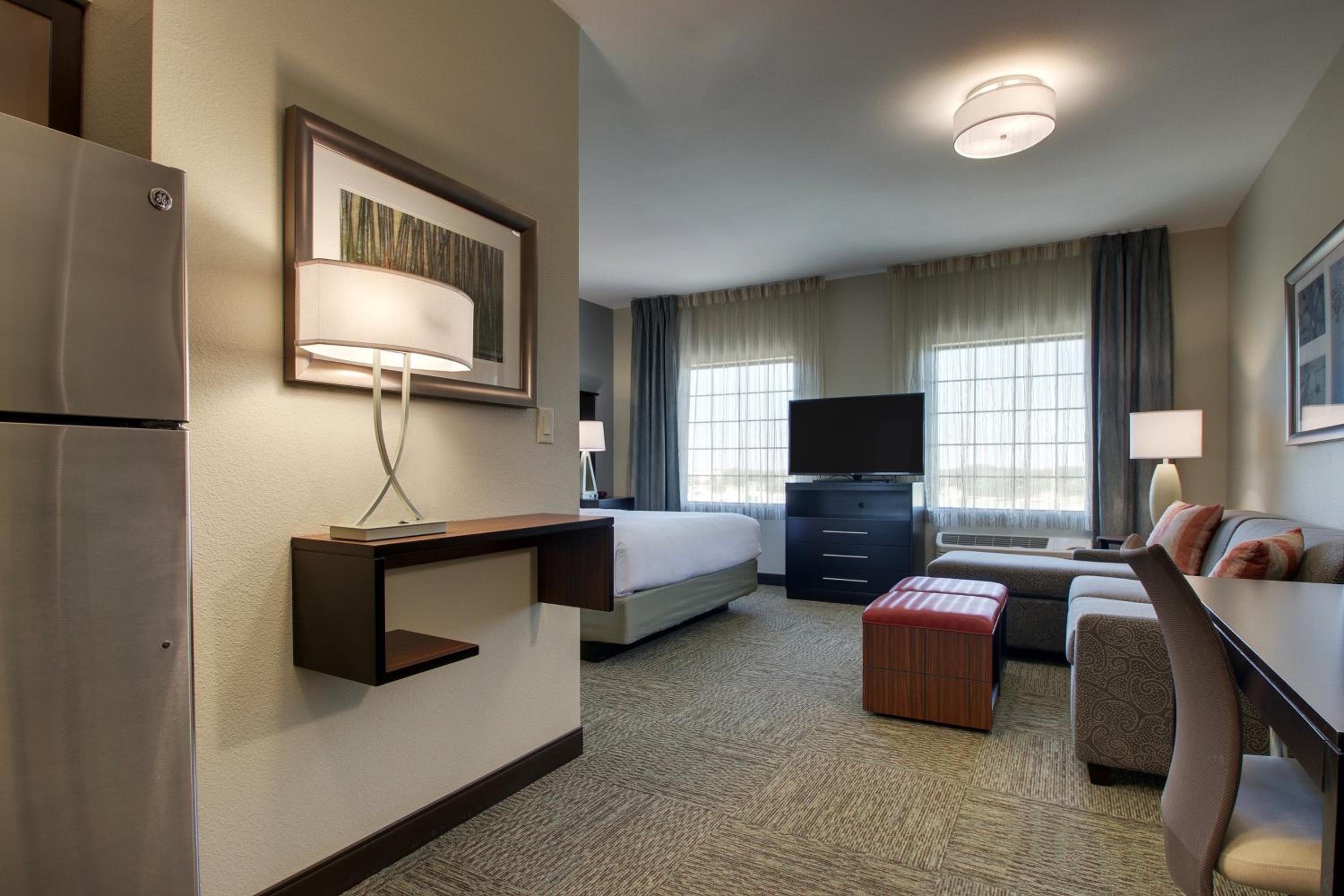 King Studio Suite