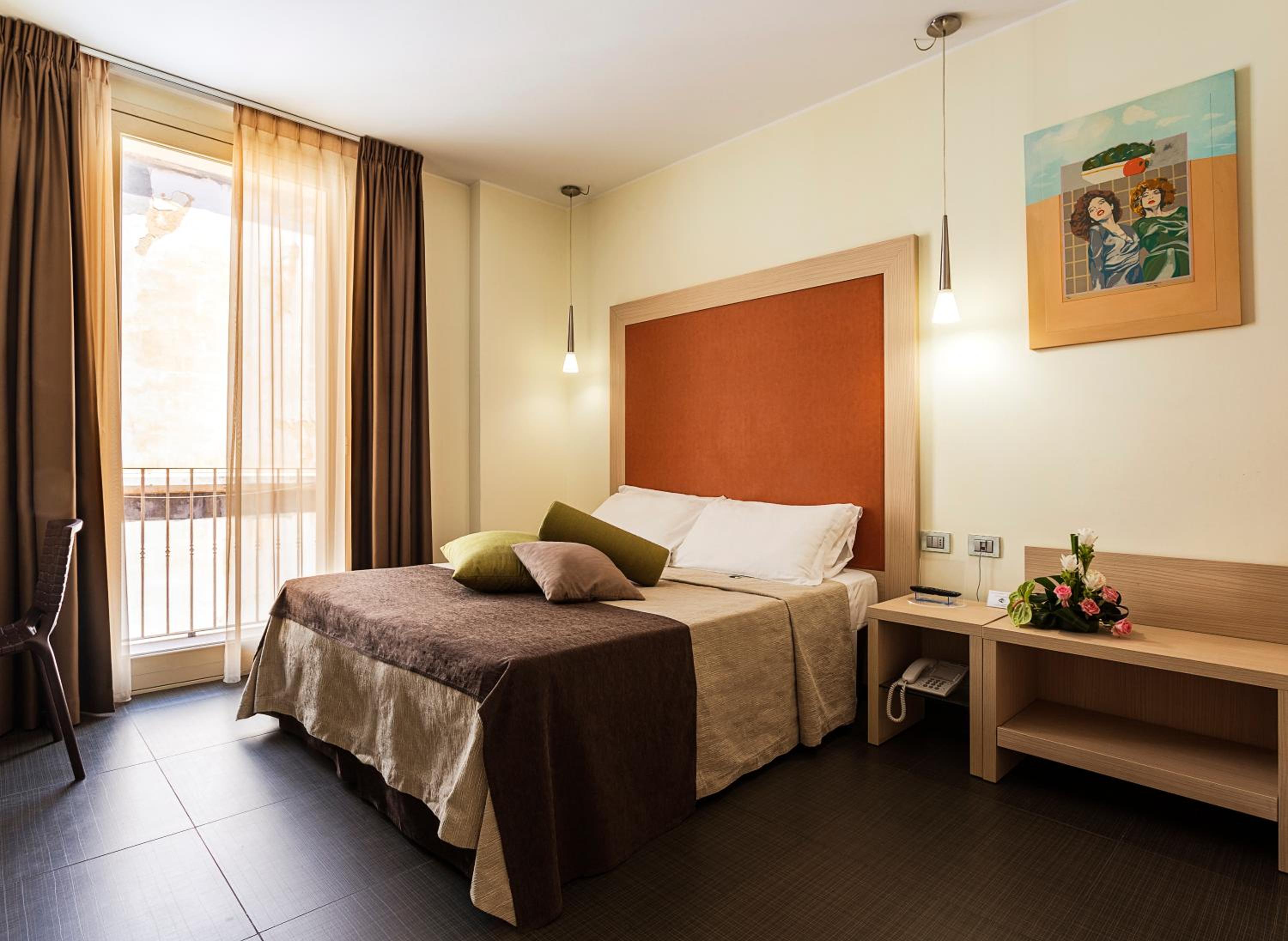 Superior Double or Twin Room with balcony - Photo 4