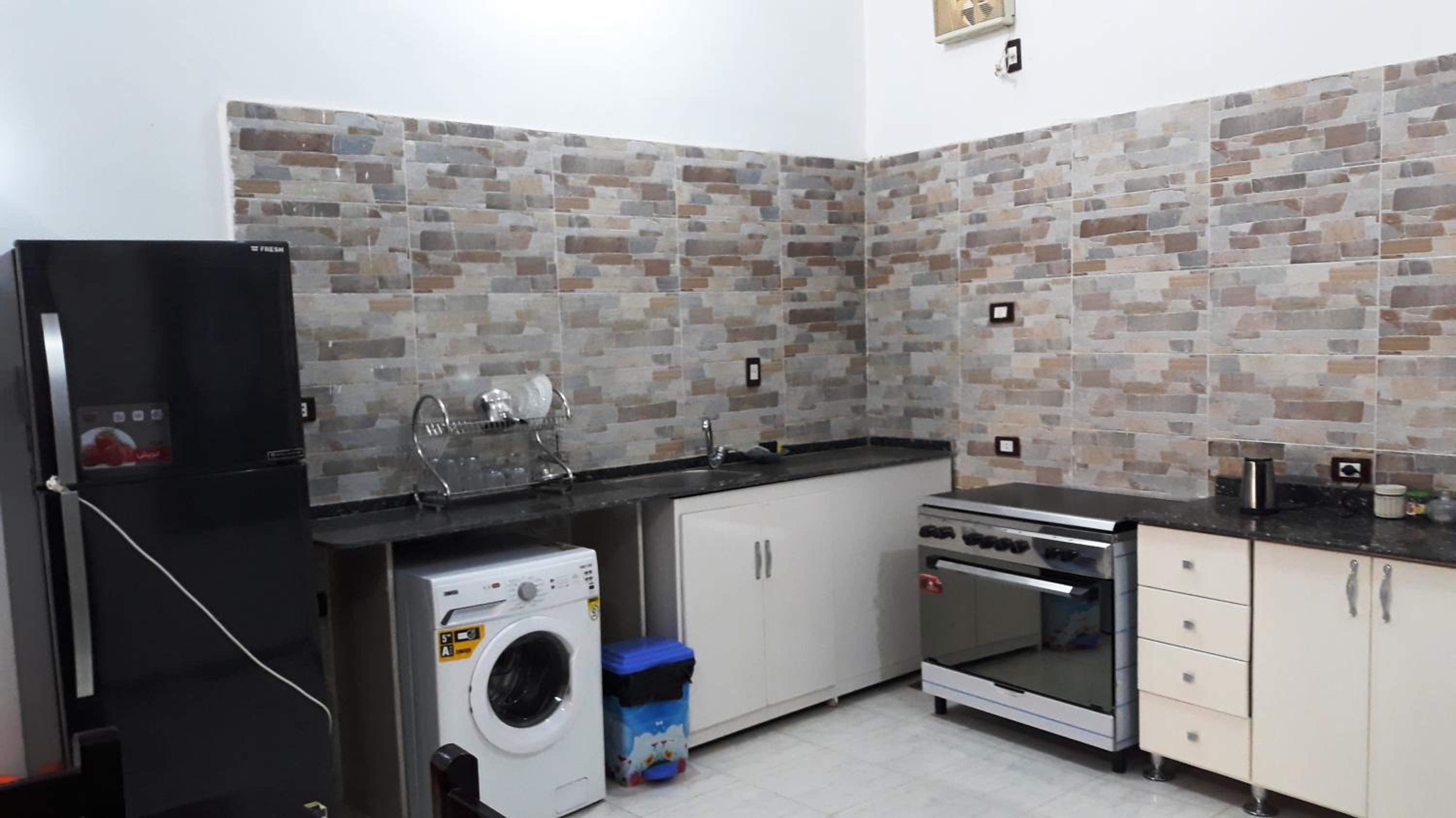 Two-Bedroom Apartment - Photo 1