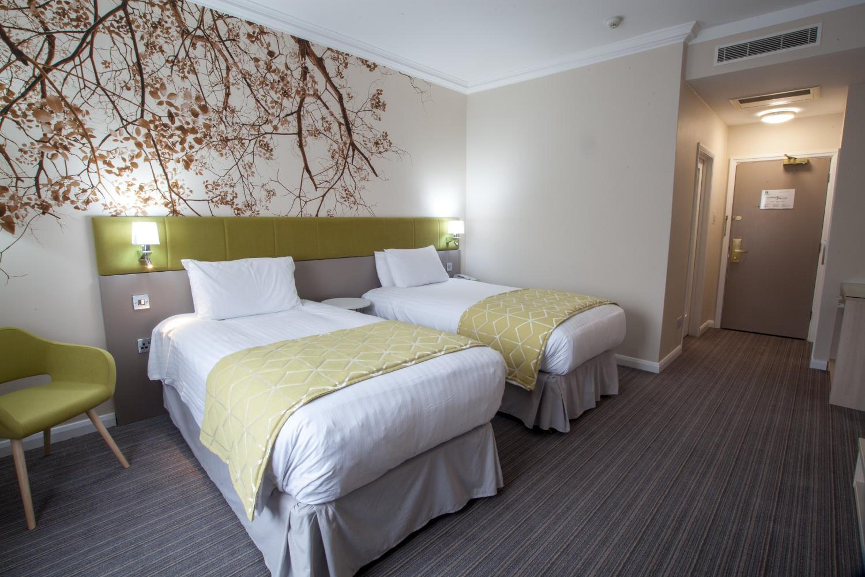 Executive Twin Room - Photo 4