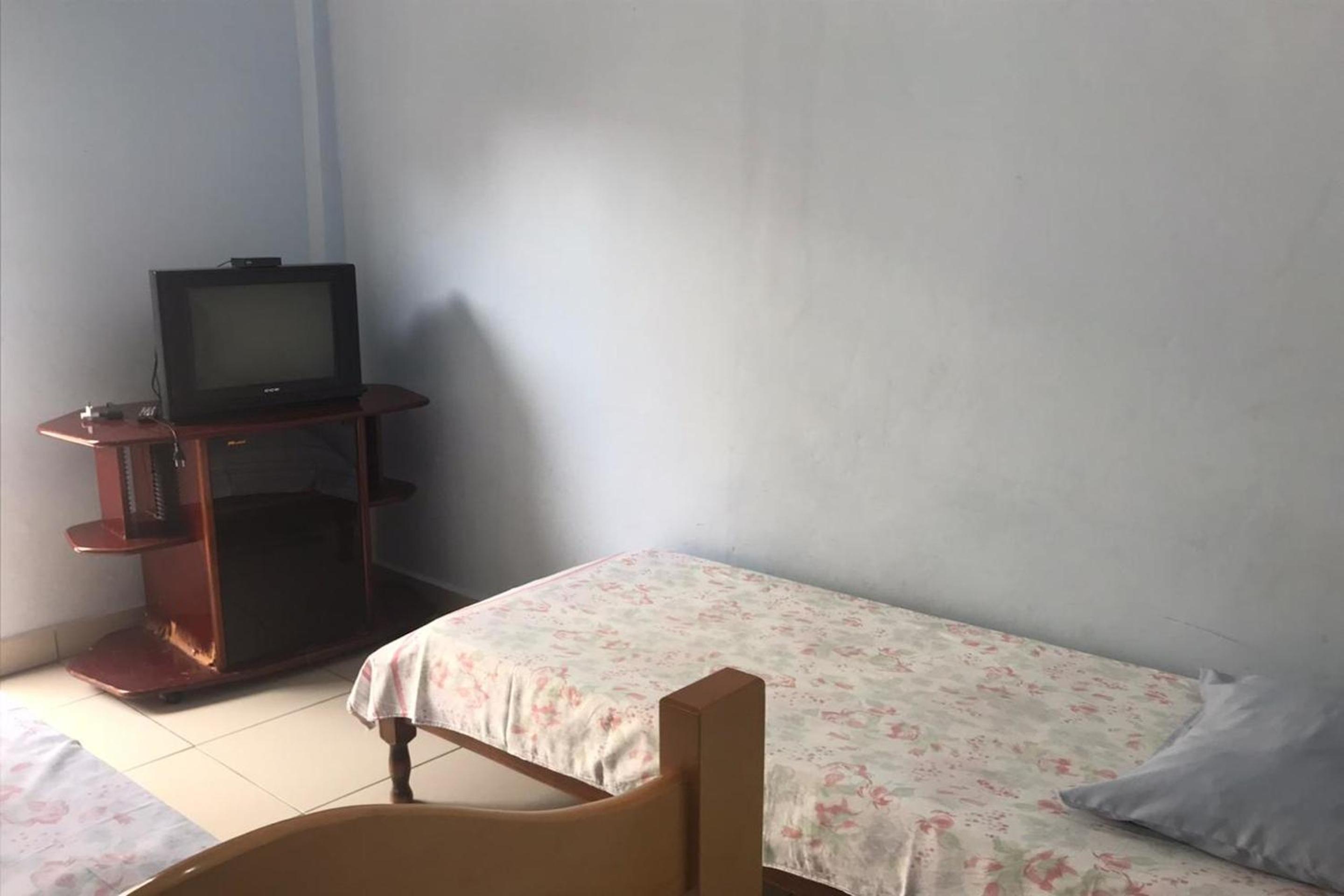 Twin Room - Photo 6