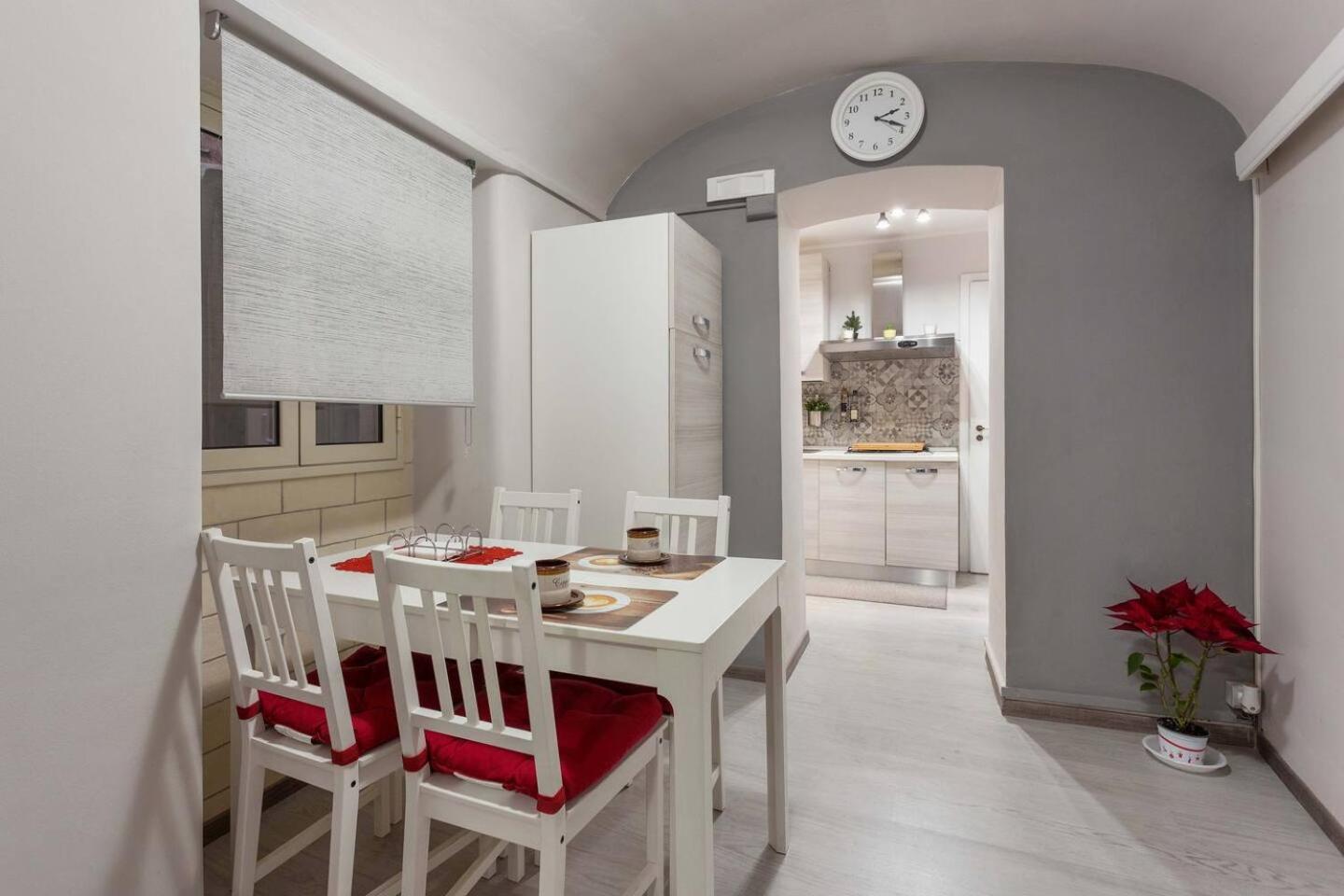 Apartment - Photo 25