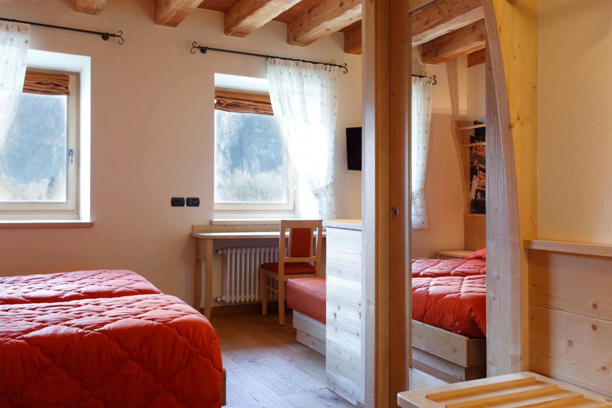 Standard Single Room photo 2