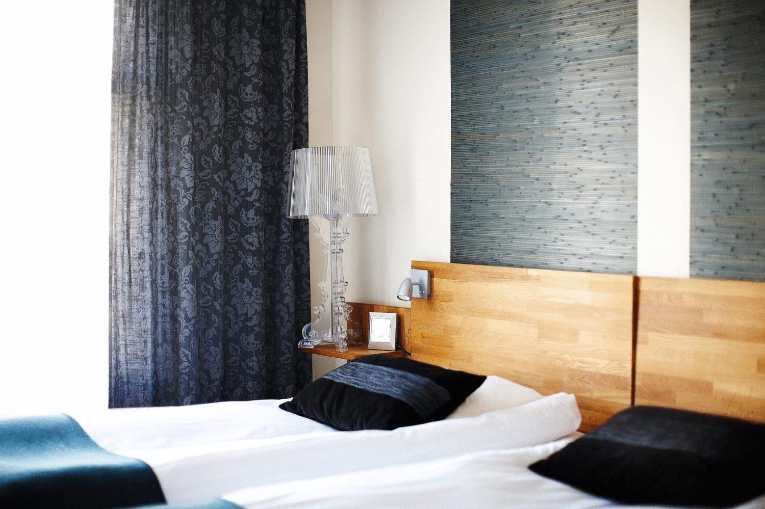 Standard Double Room - Photo 11
