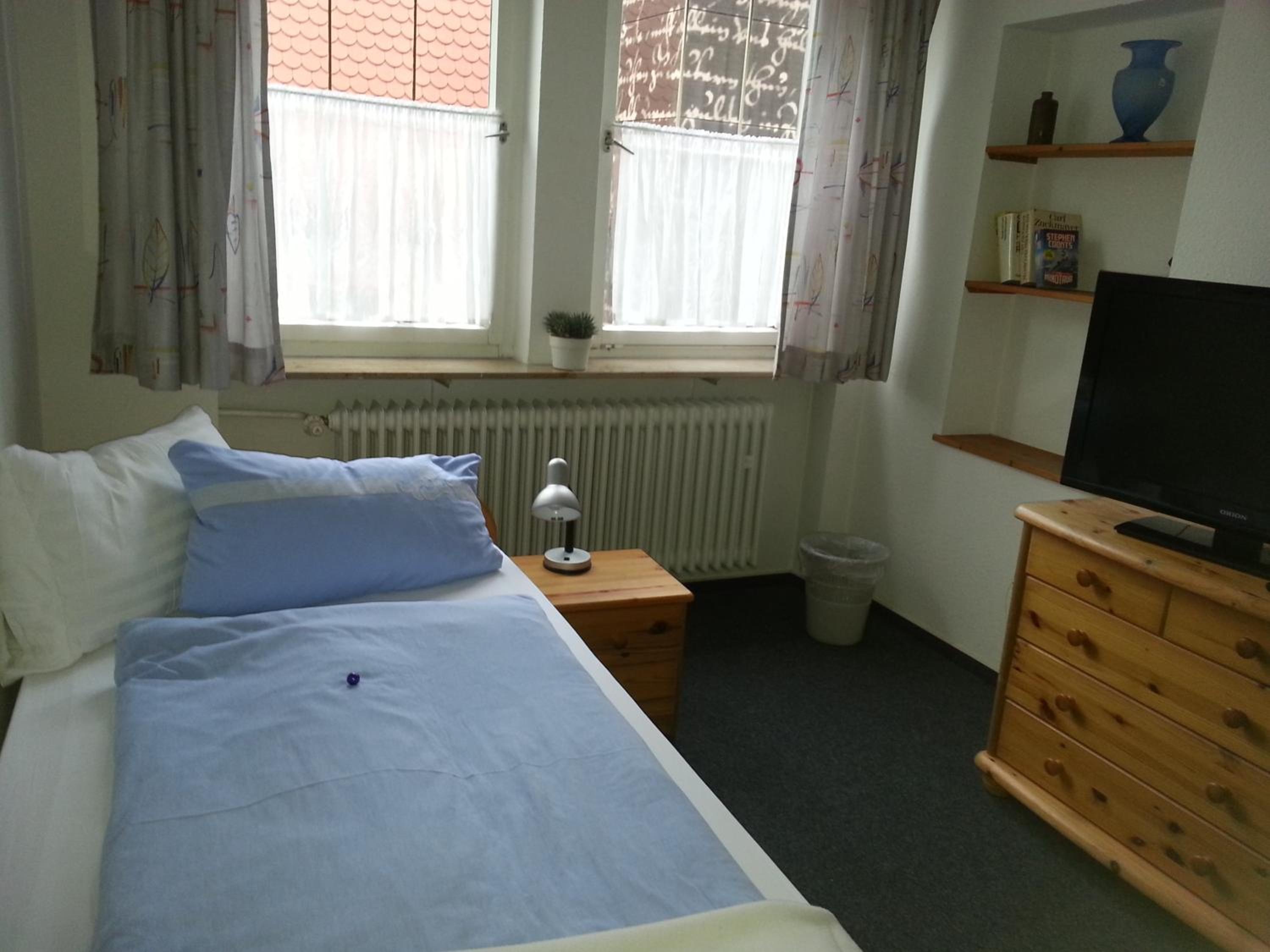 Single Room photo 2