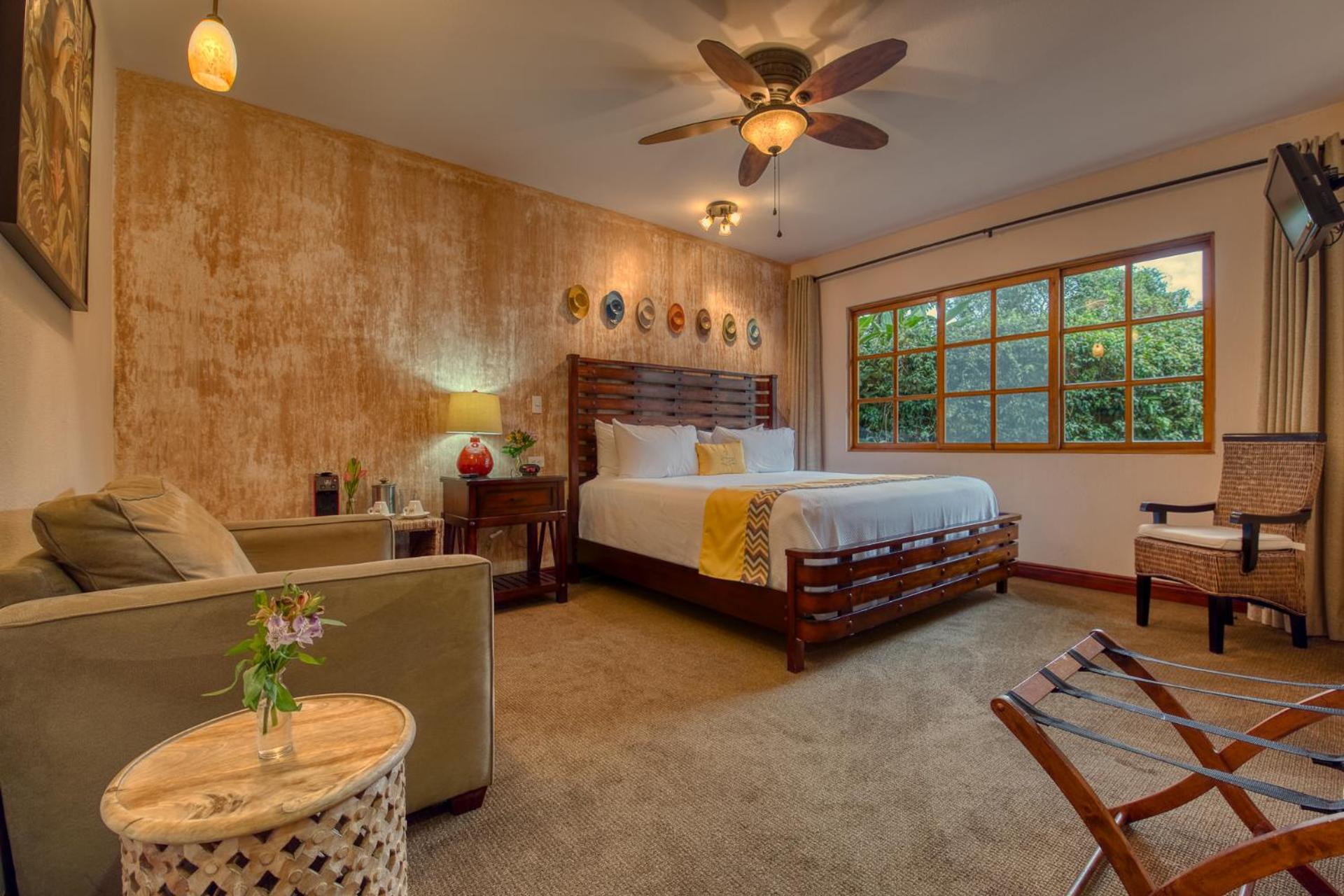 Deluxe King Room