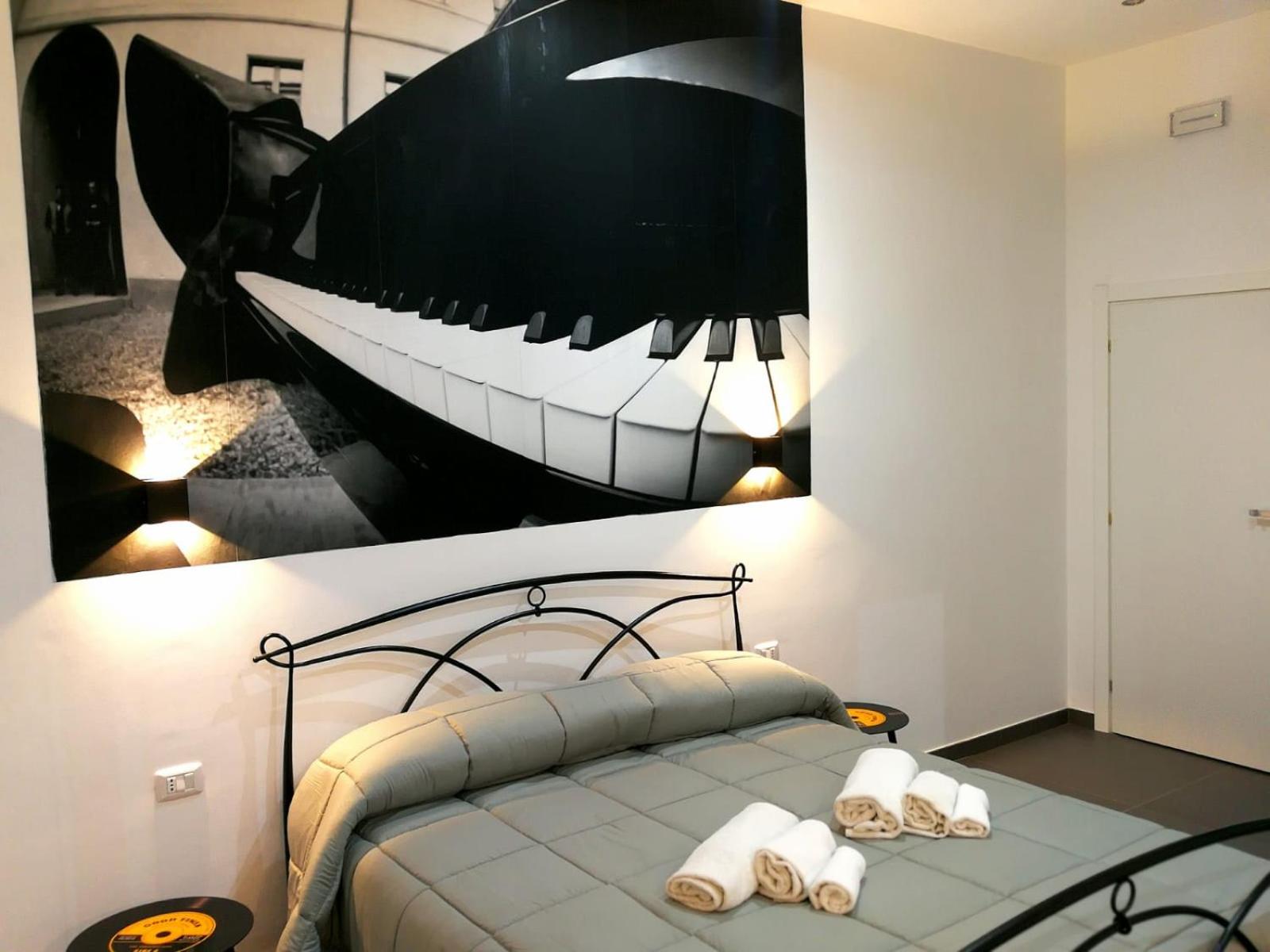 King Room with Spa Bath