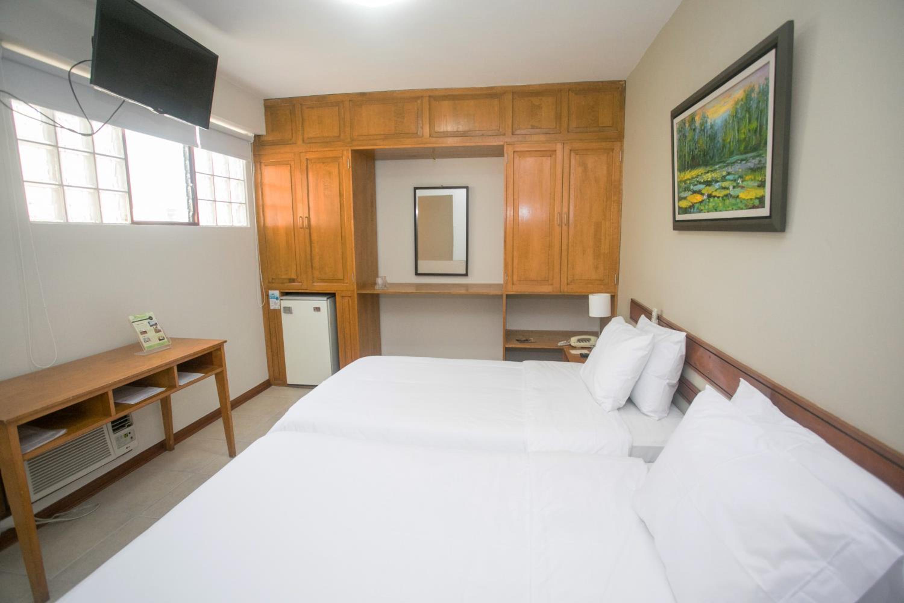 Twin Room - Photo 4