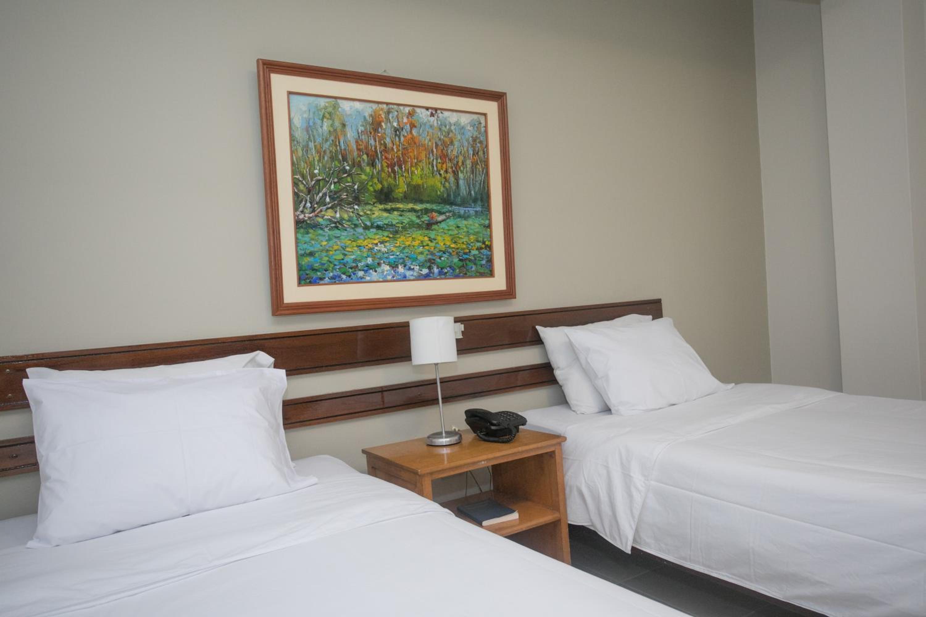 Twin Room - Photo 5