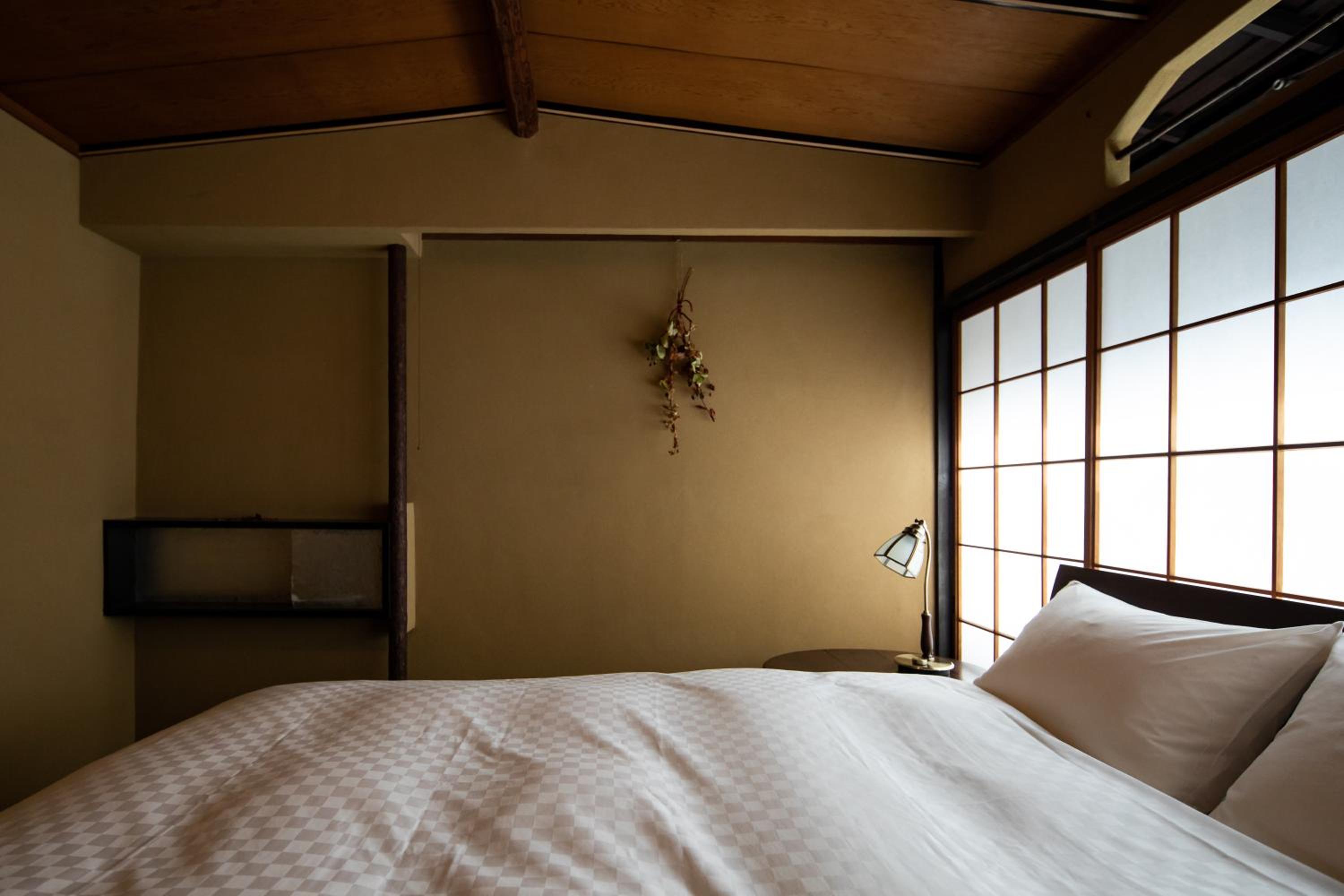 Double Room - Photo 11