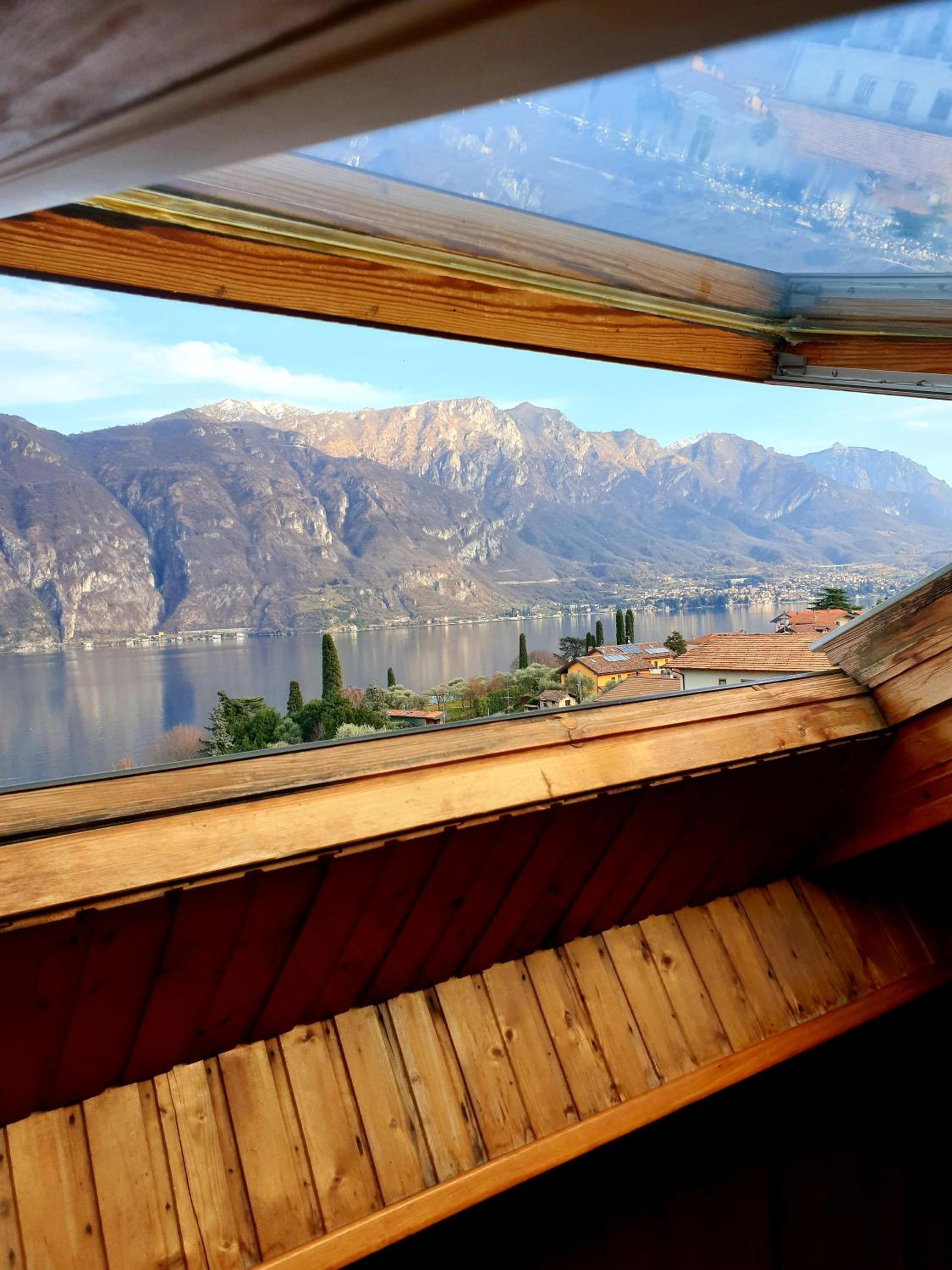 Apartment with Lake View - Photo 23