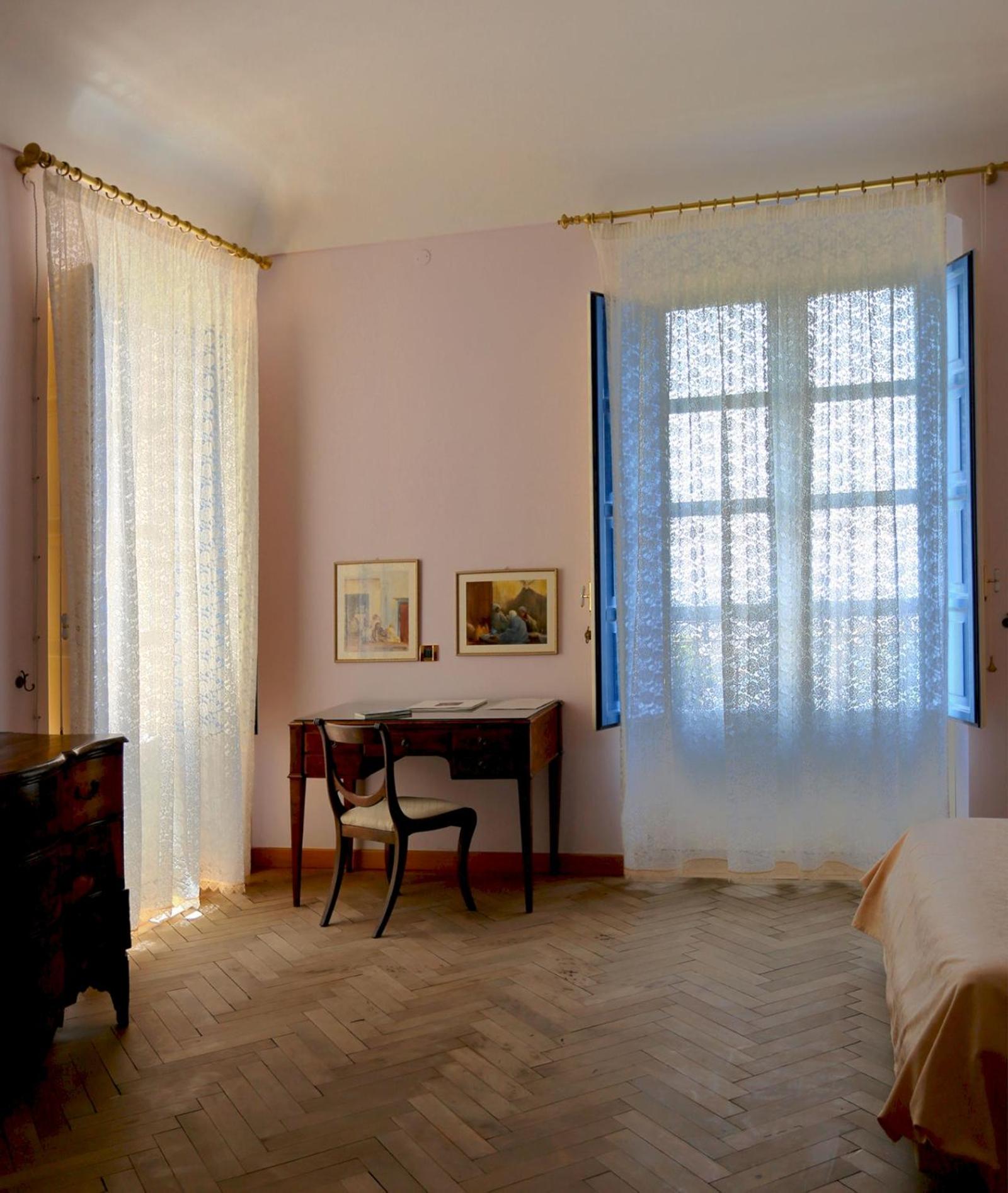 Deluxe Suite photo 1