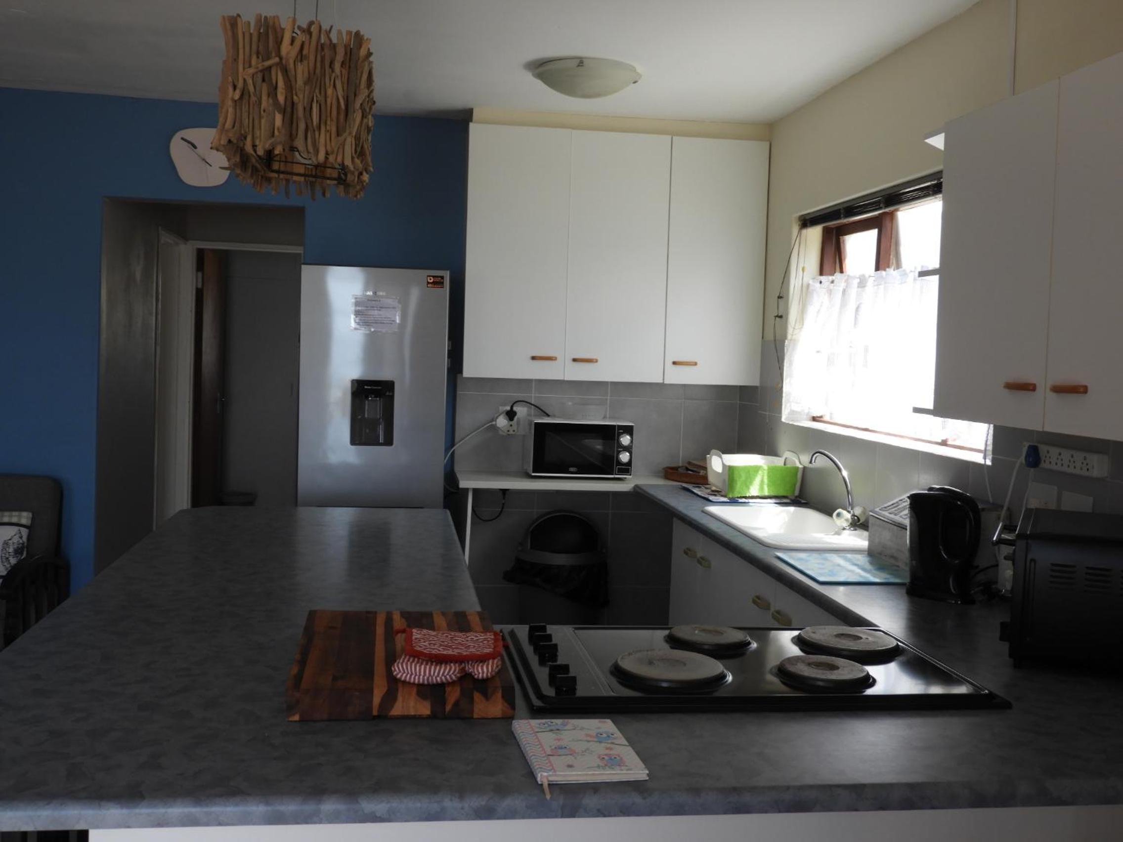 Two-Bedroom Apartment - Photo 9