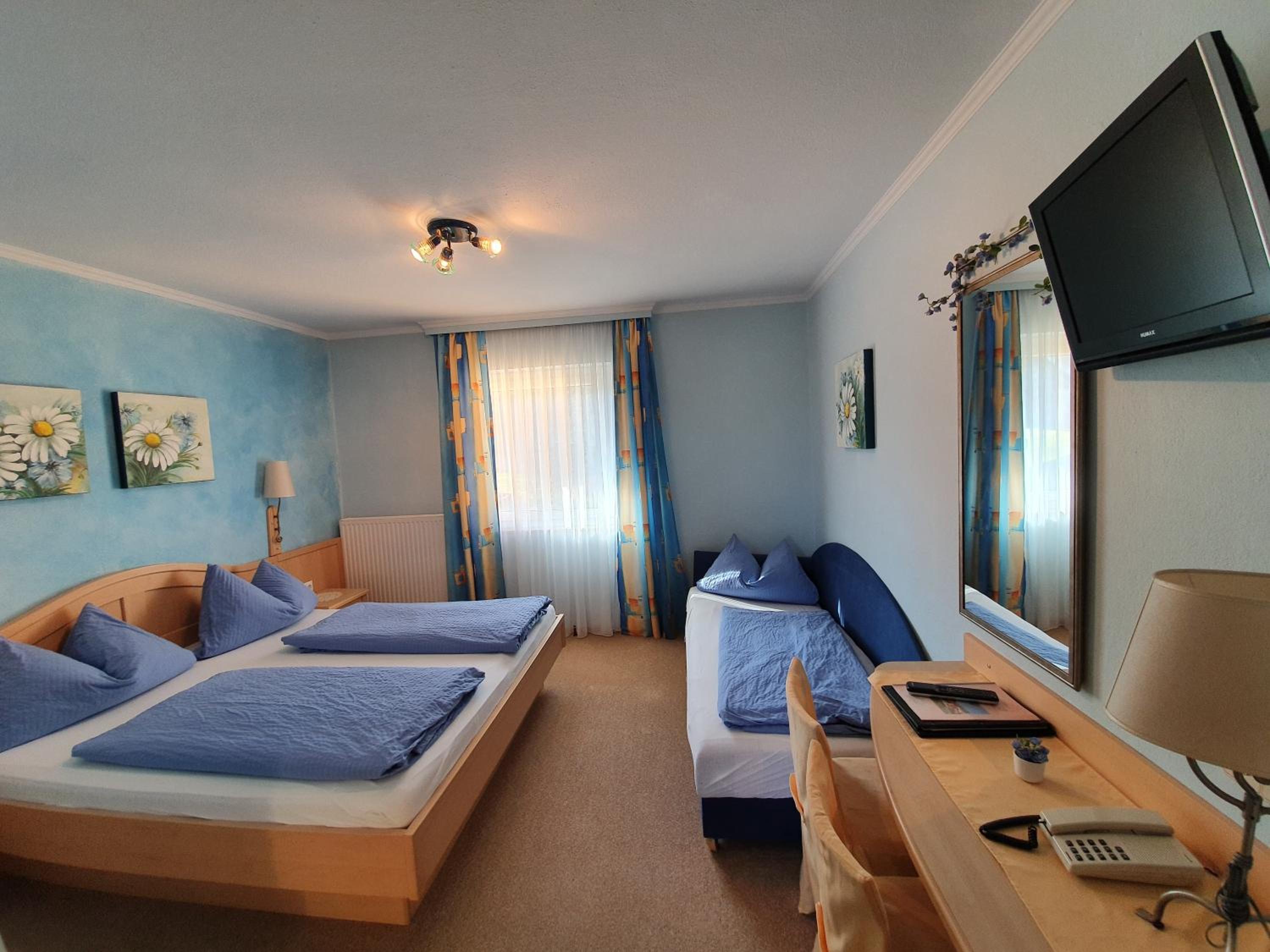 Triple Room - Photo 3