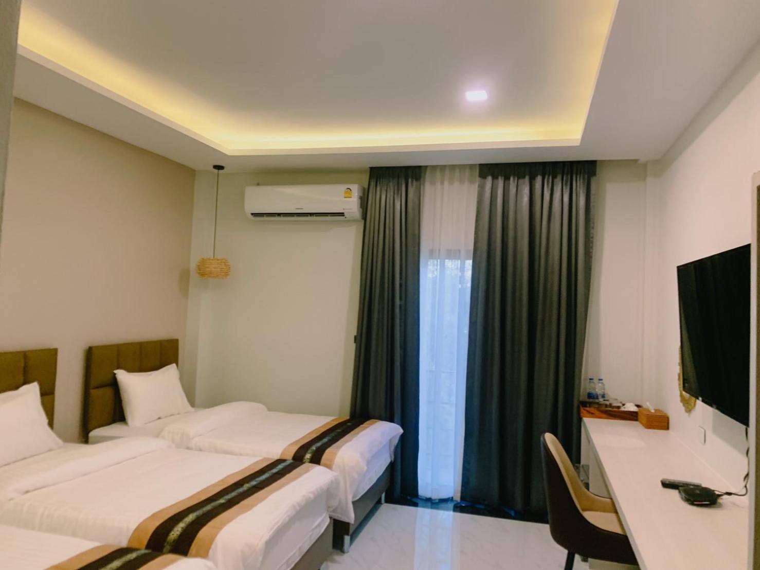 Standard Triple Room - Photo 8