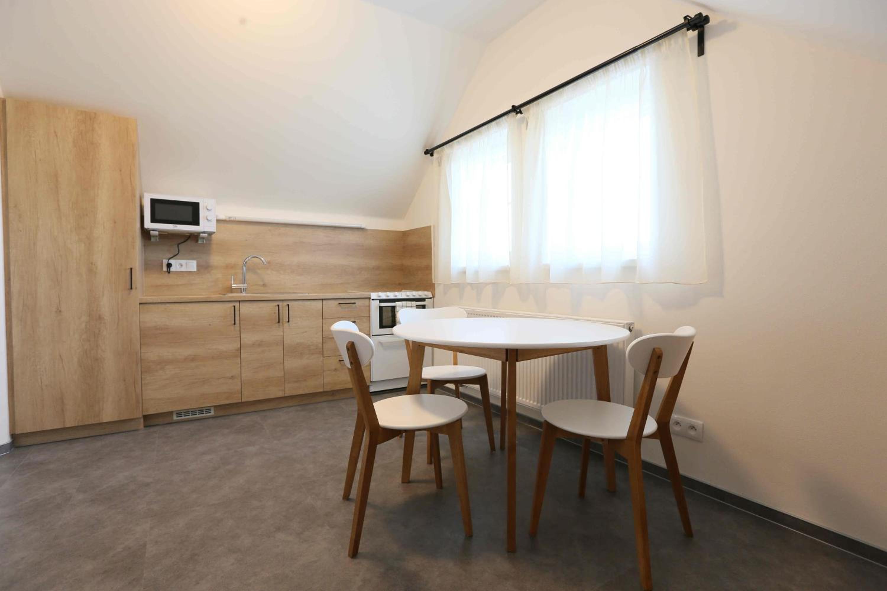 Apartment photo 2